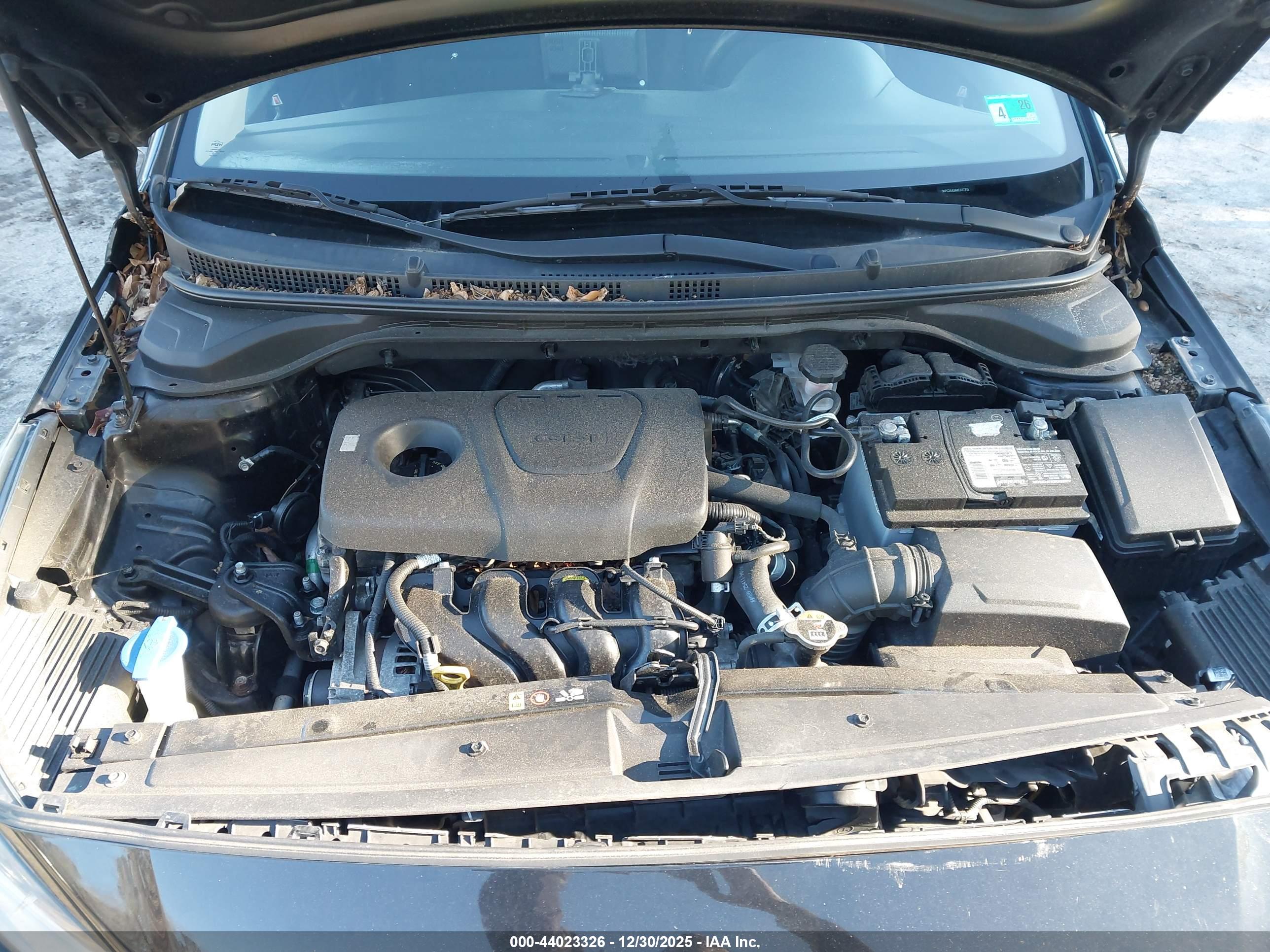 HYUNDAI ACCENT image 10