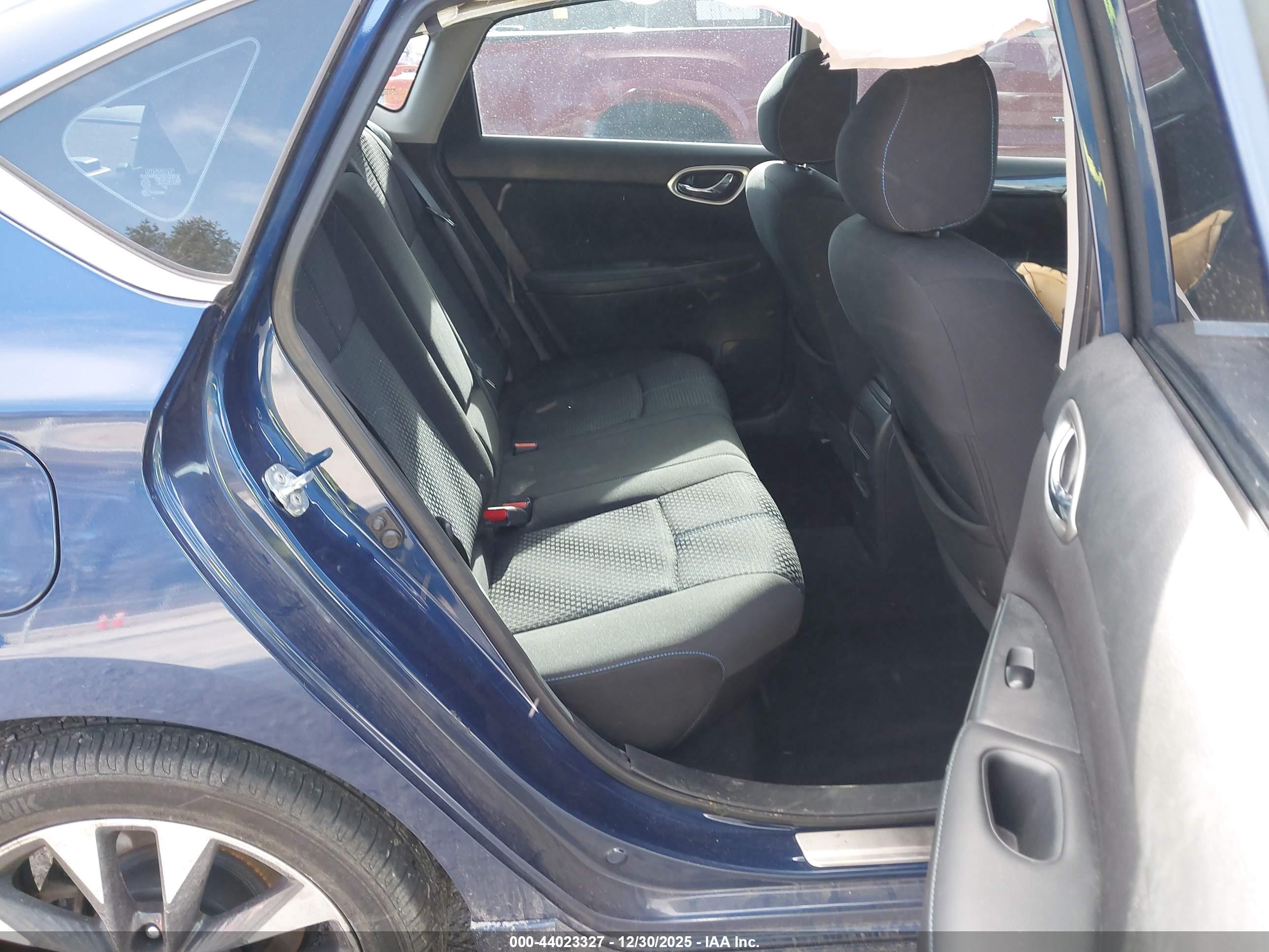 NISSAN SENTRA image 8