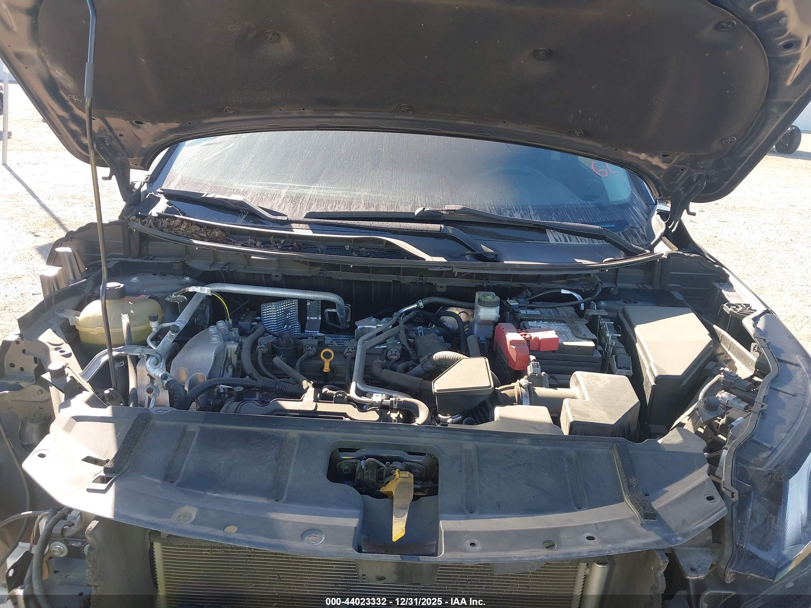 NISSAN ROGUE image 10