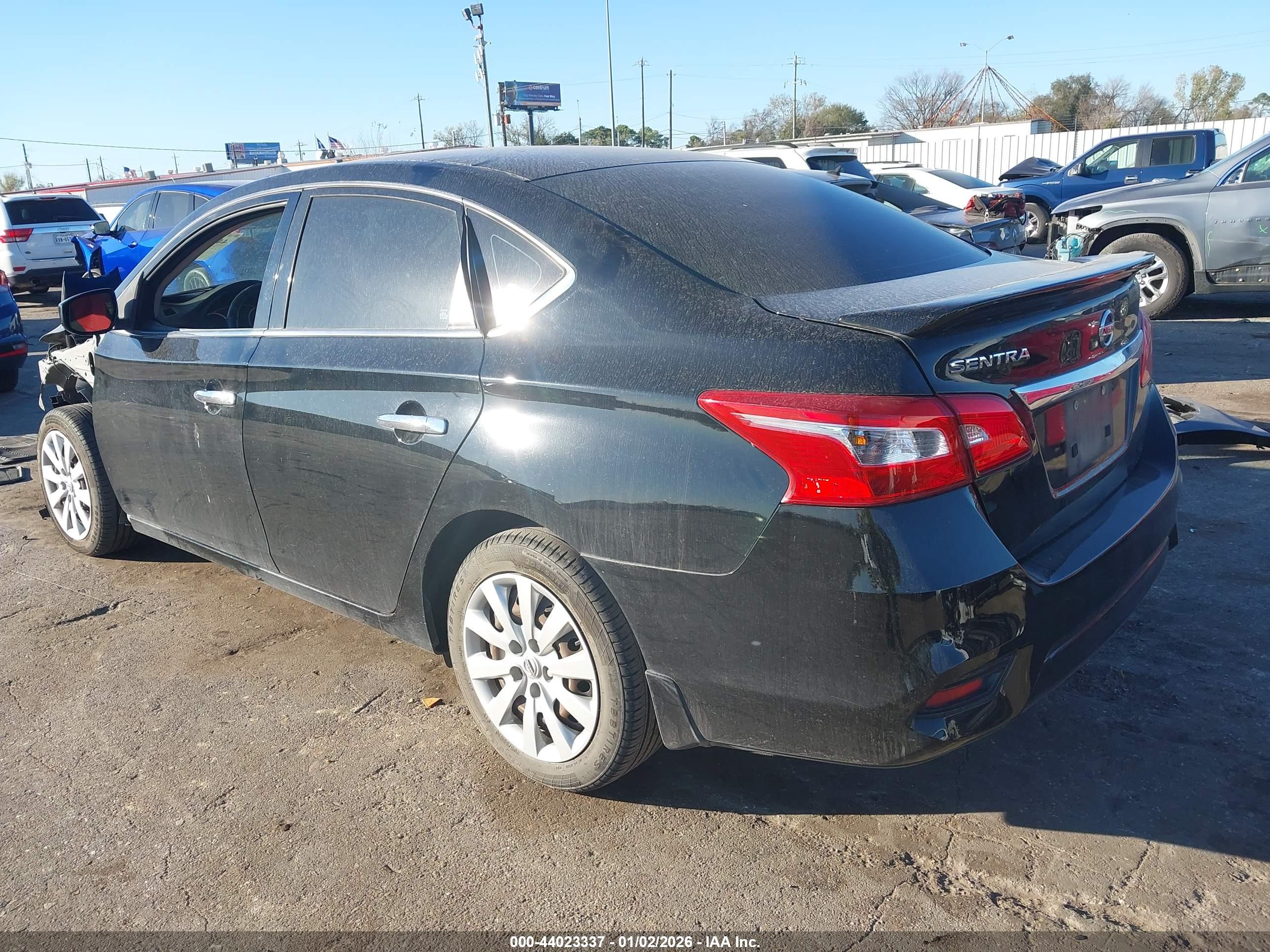 NISSAN SENTRA image 3