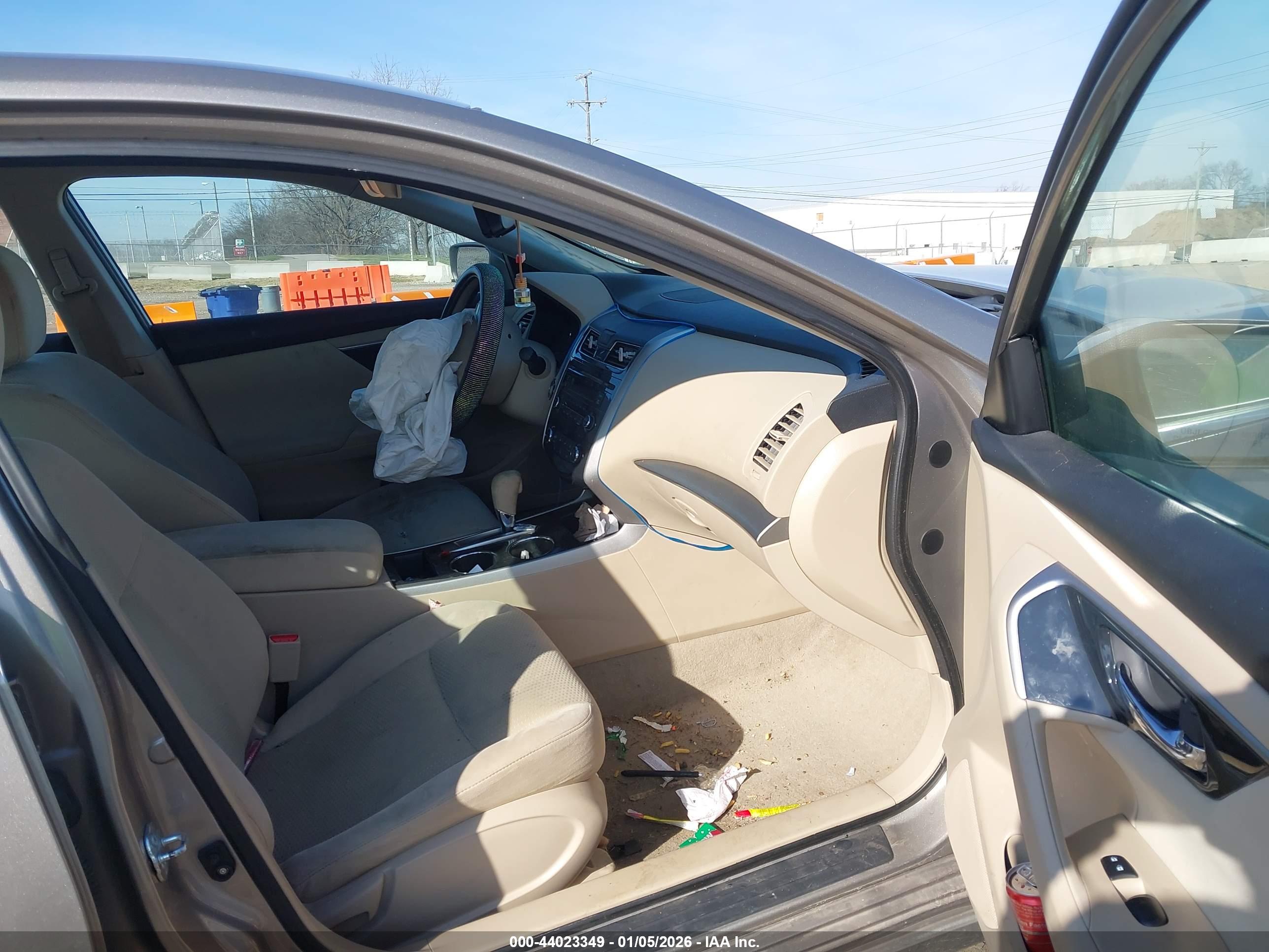 NISSAN ALTIMA image 5