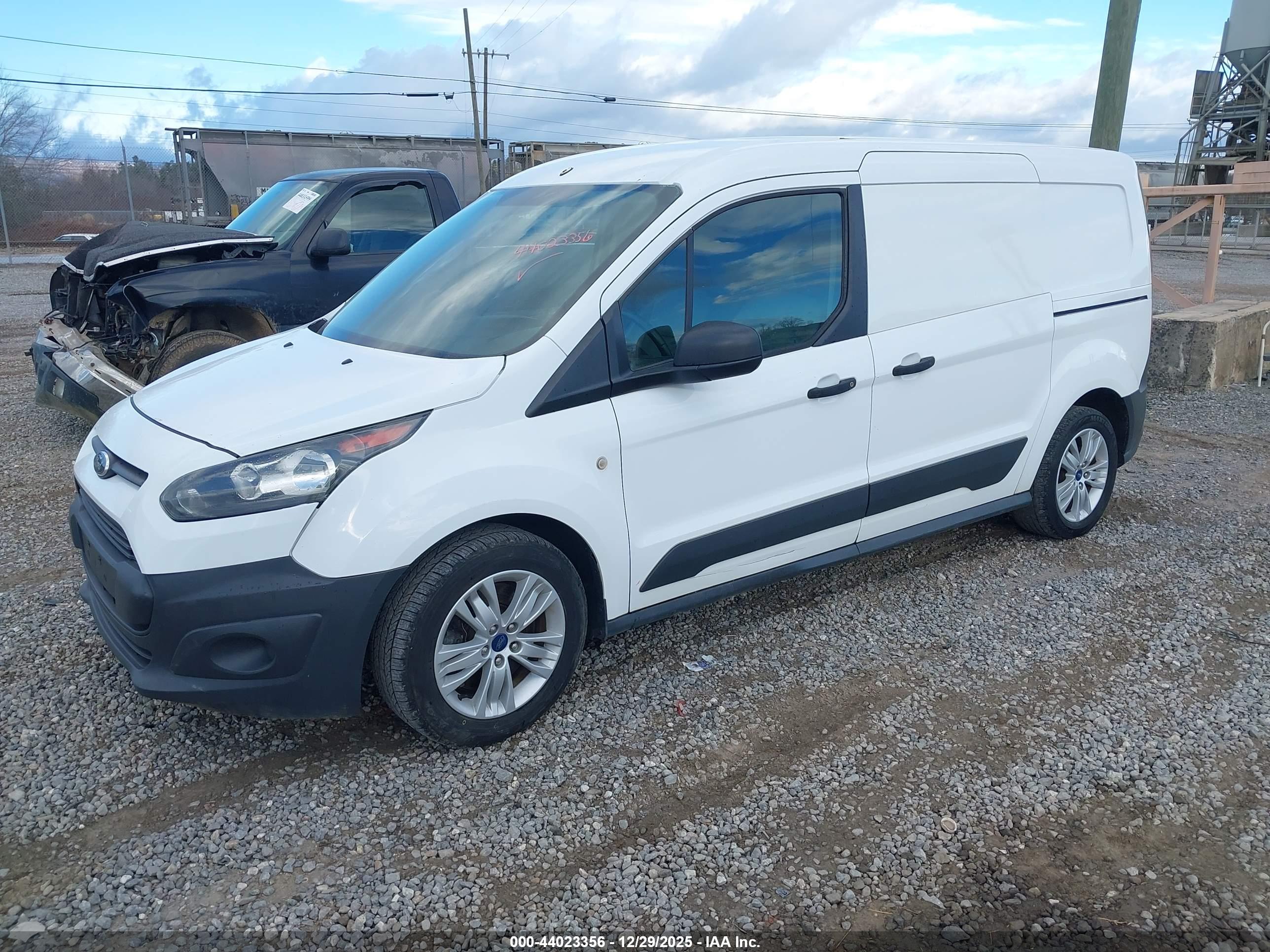 FORD TRANSIT image 2