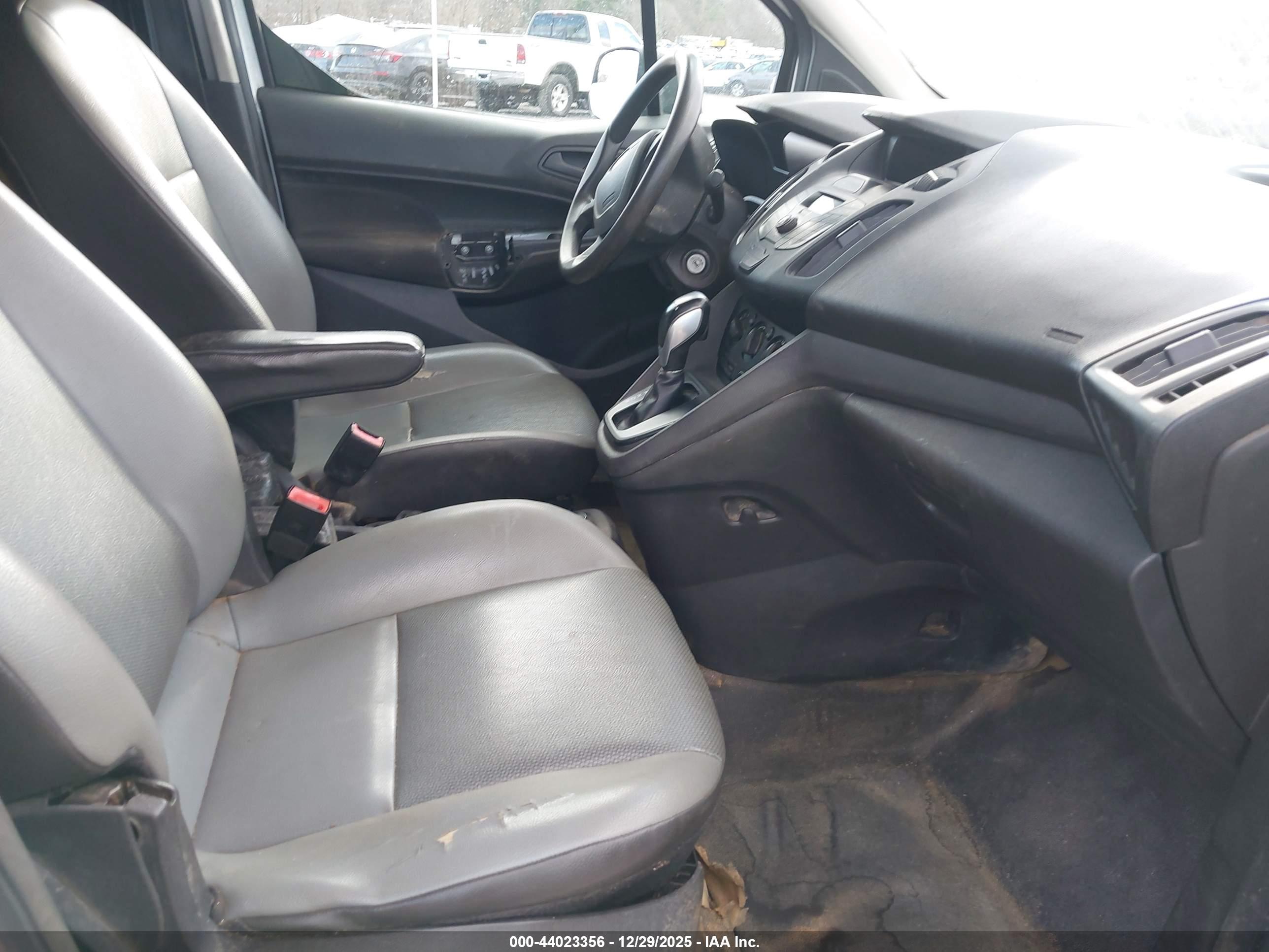 FORD TRANSIT image 5