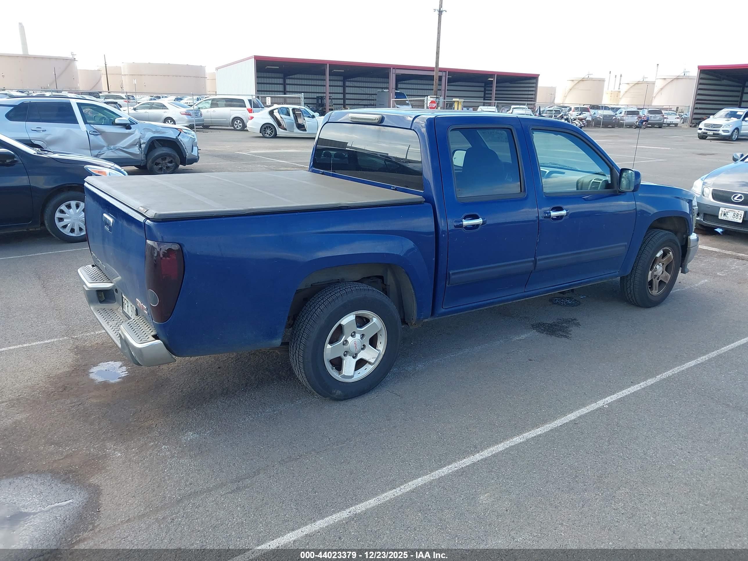 GMC CANYON image 4