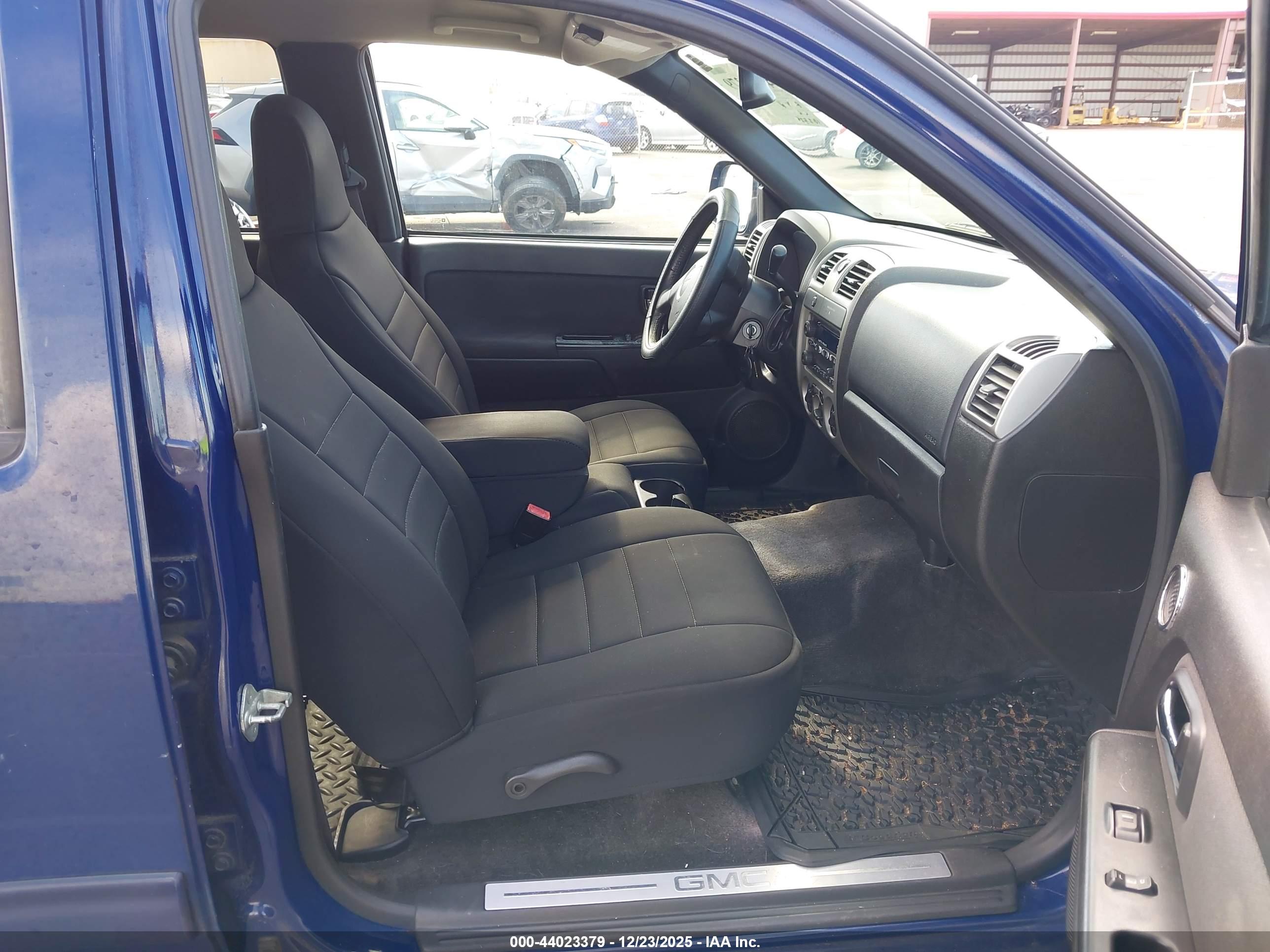 GMC CANYON image 5