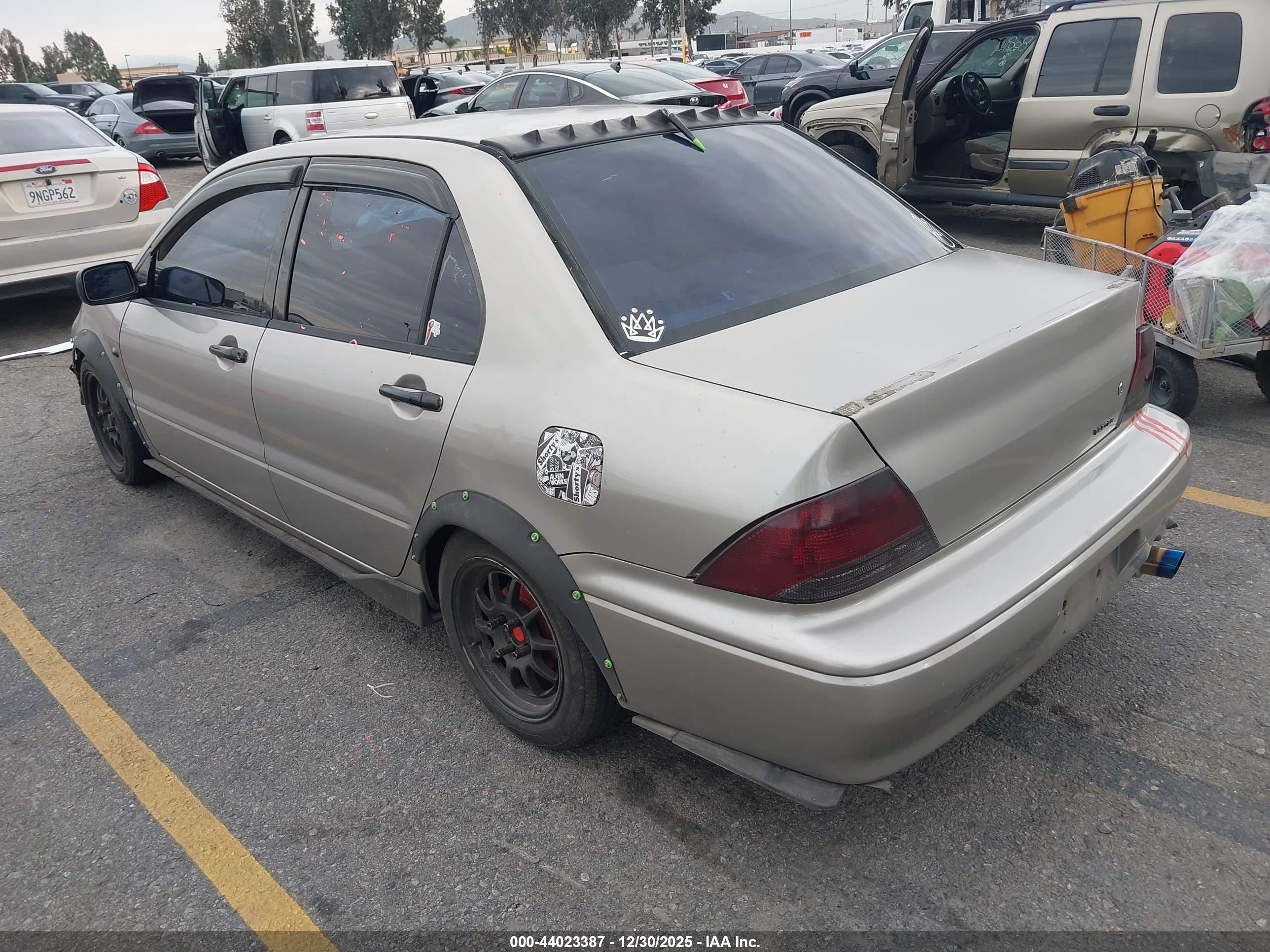 MITSUBISHI LANCER image 3