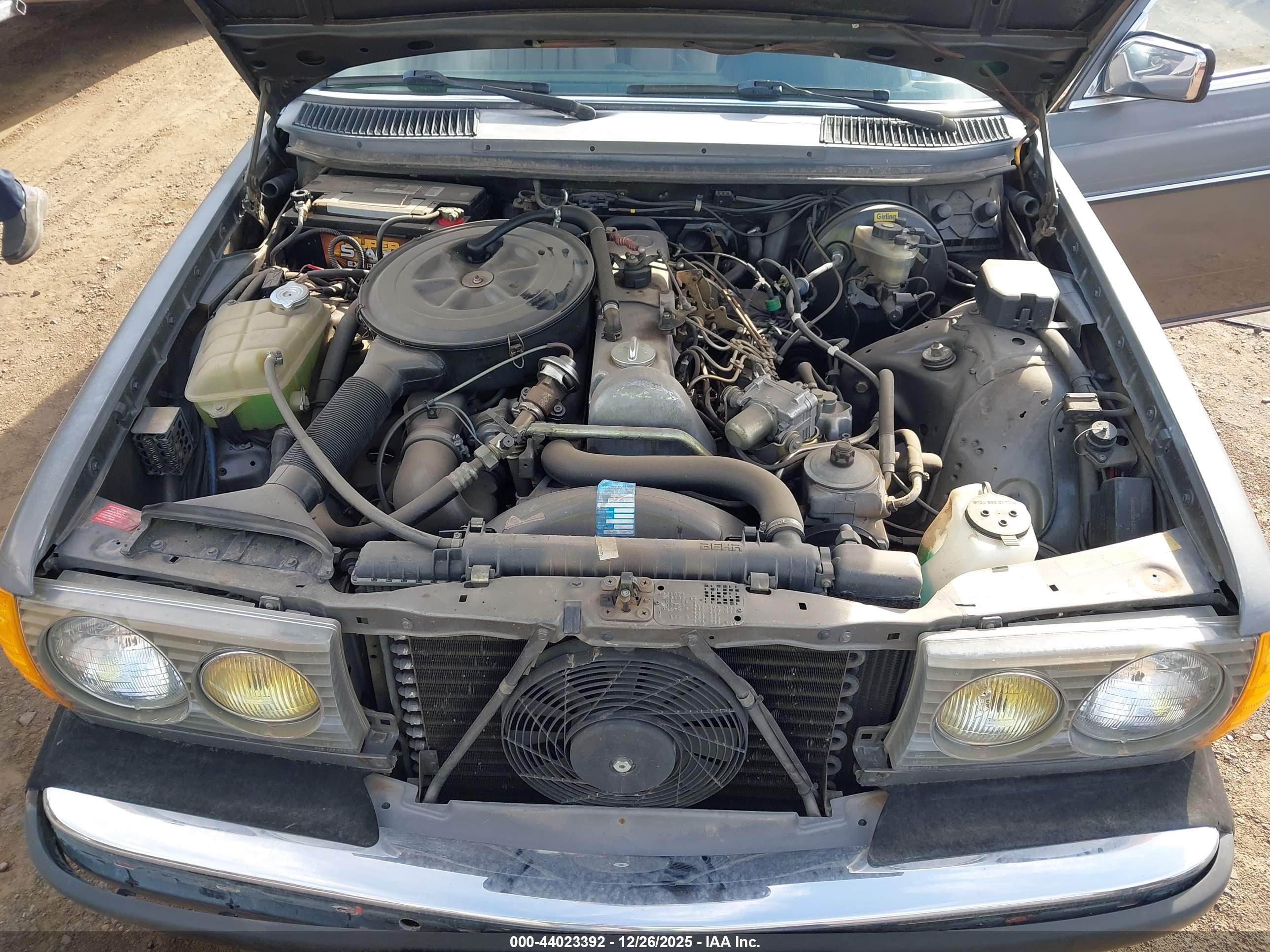 MERCEDES-BENZ 300 image 10