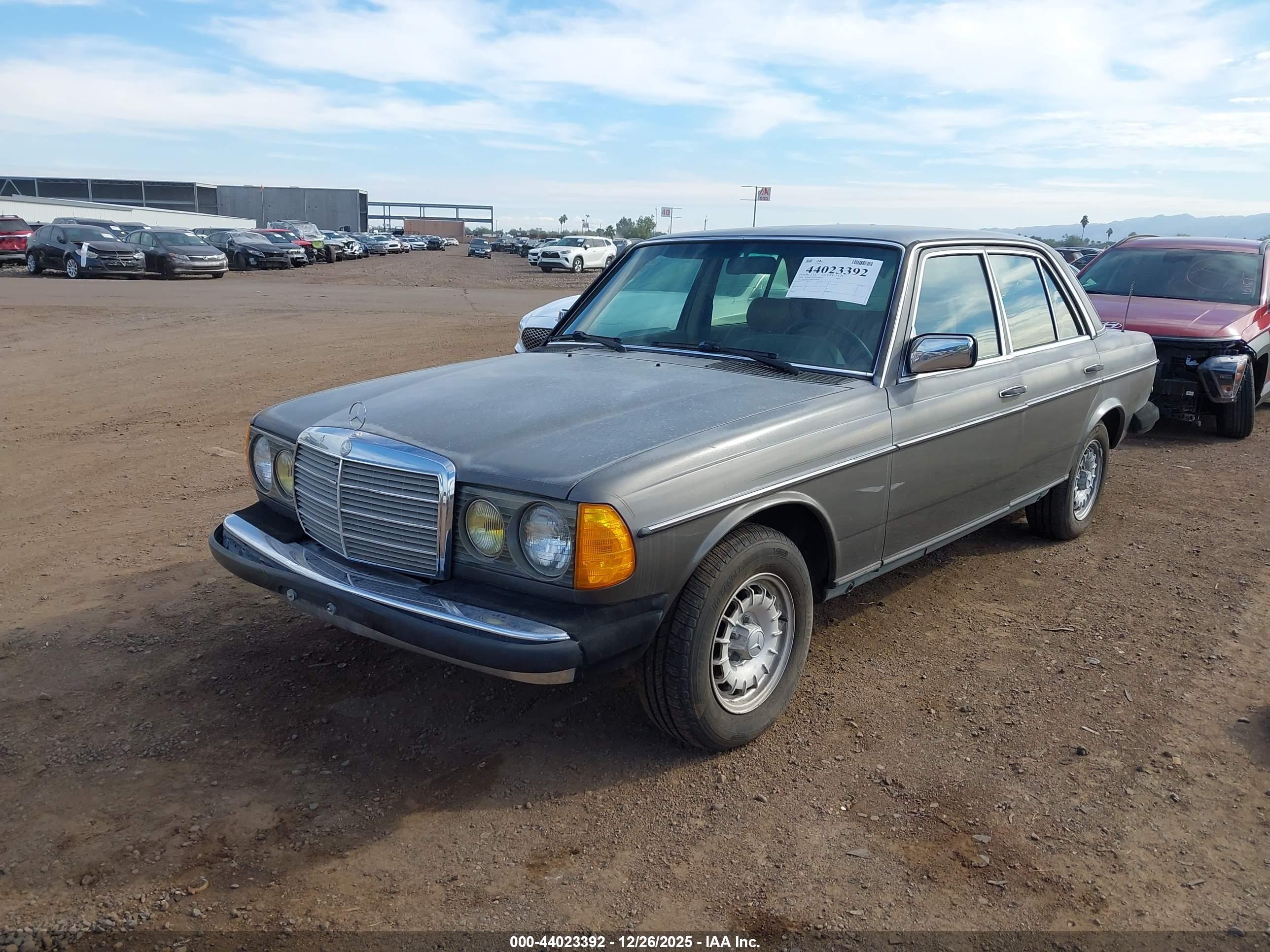 MERCEDES-BENZ 300 image 2