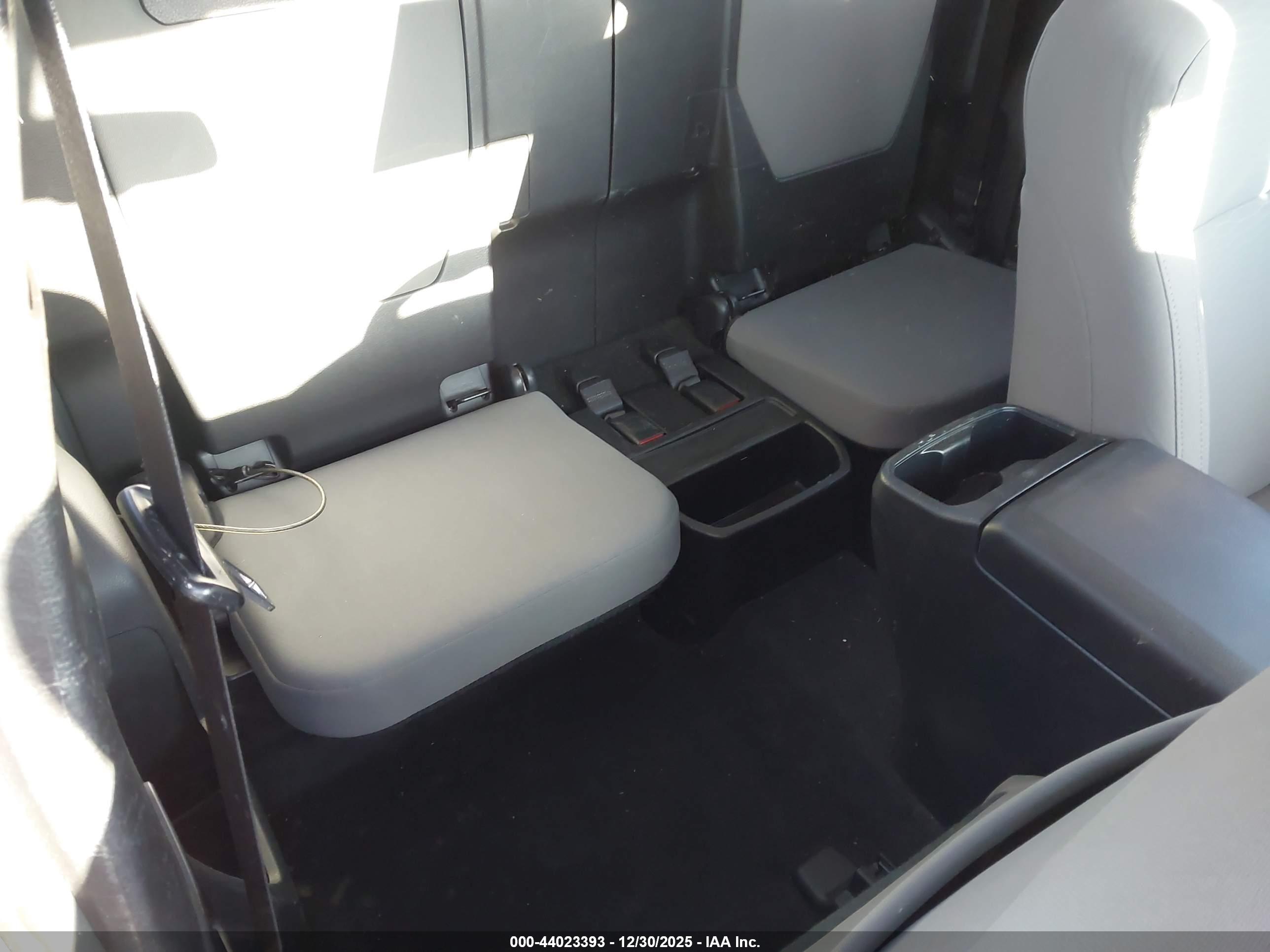 TOYOTA TACOMA image 8