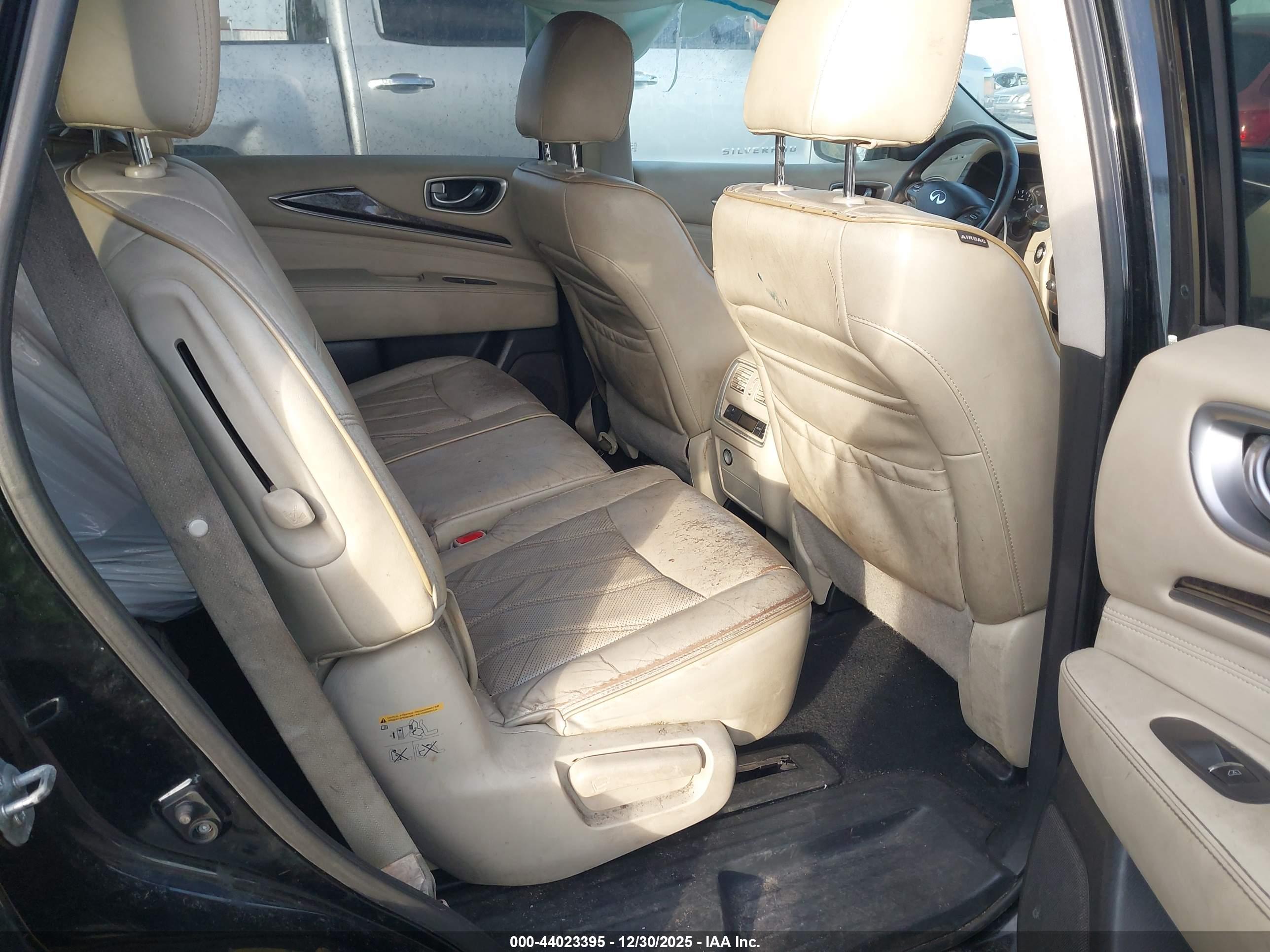INFINITI QX60 image 8