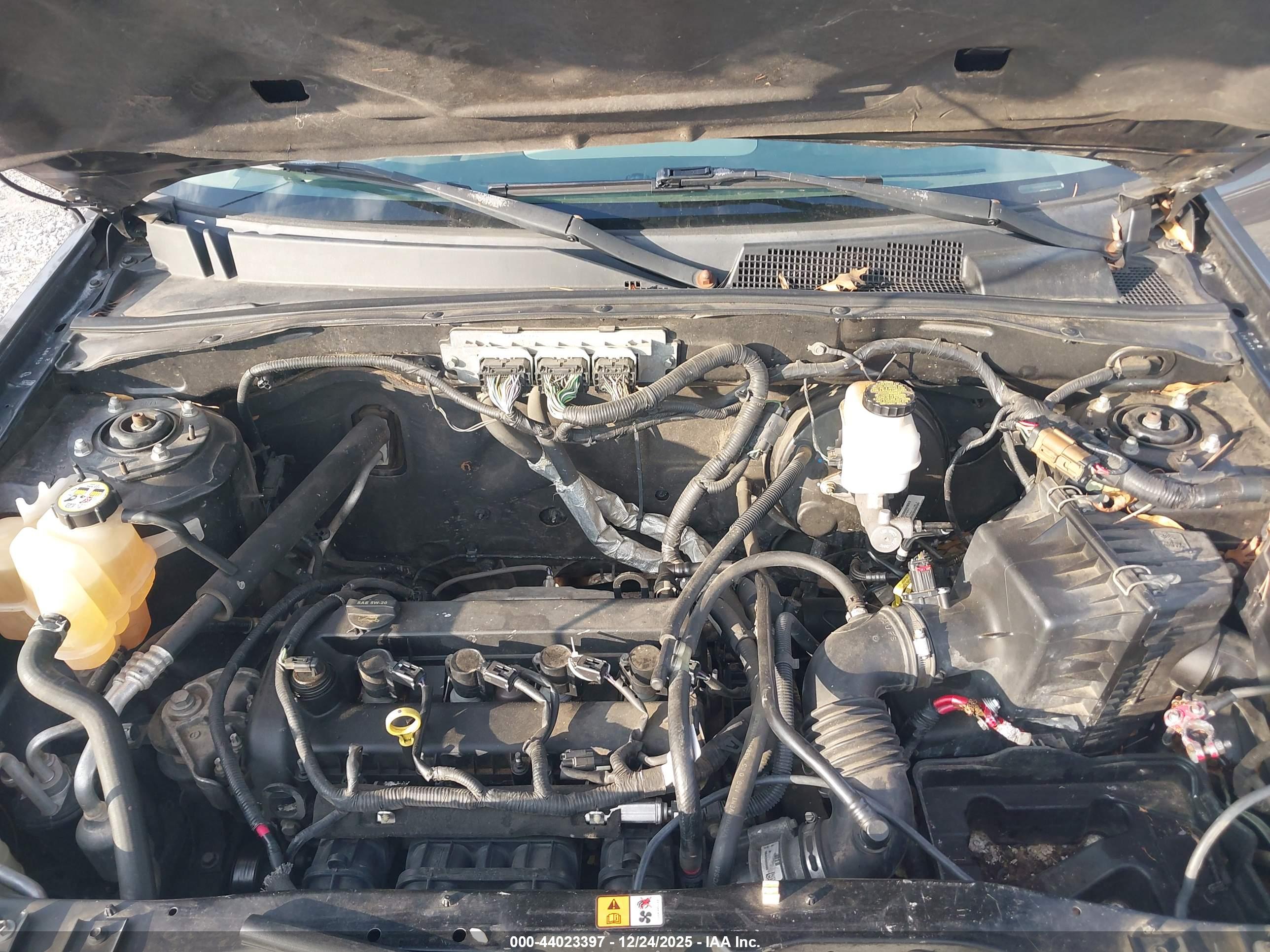 FORD ESCAPE image 10