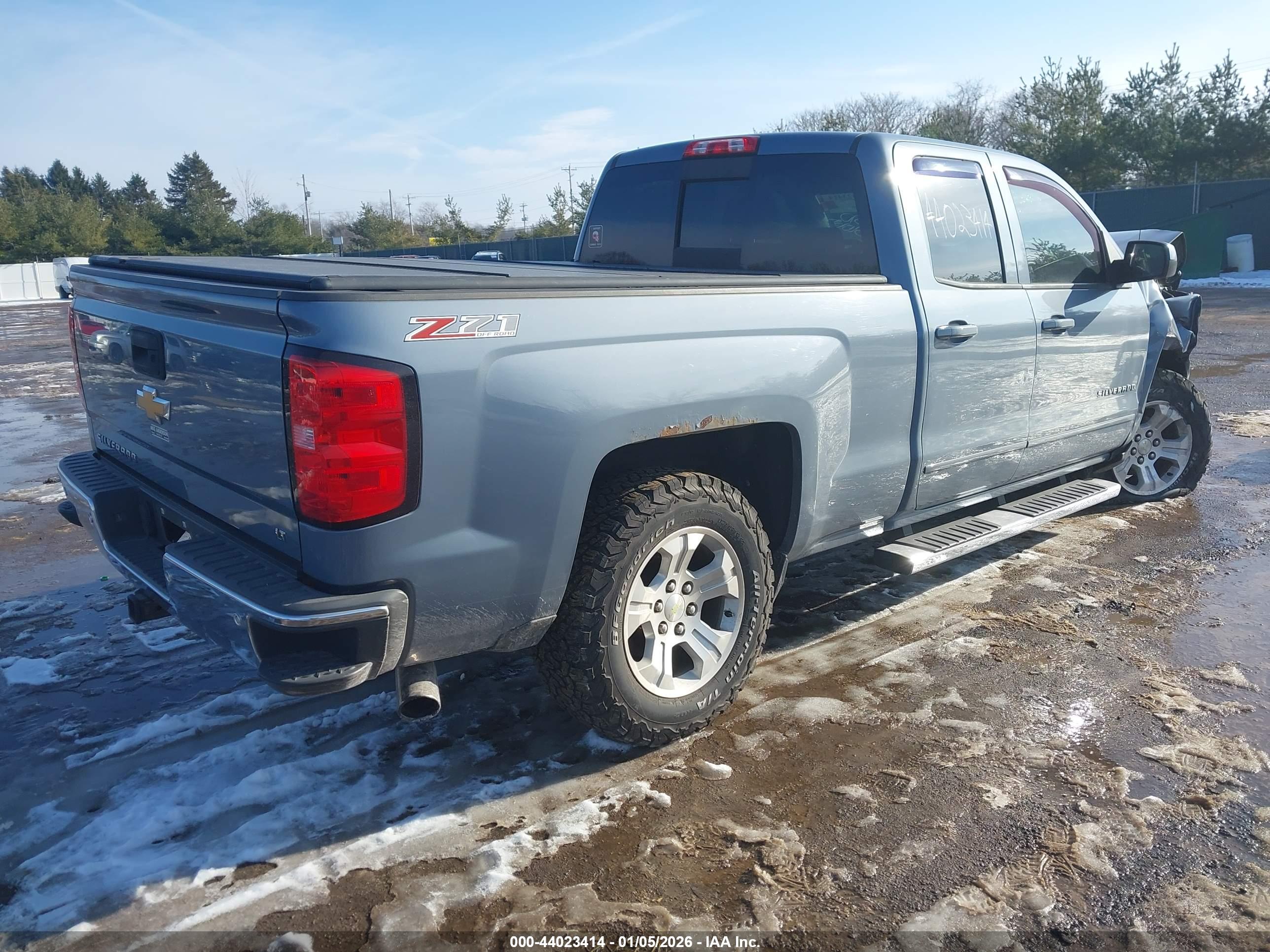 CHEVROLET SILVERADO image 4