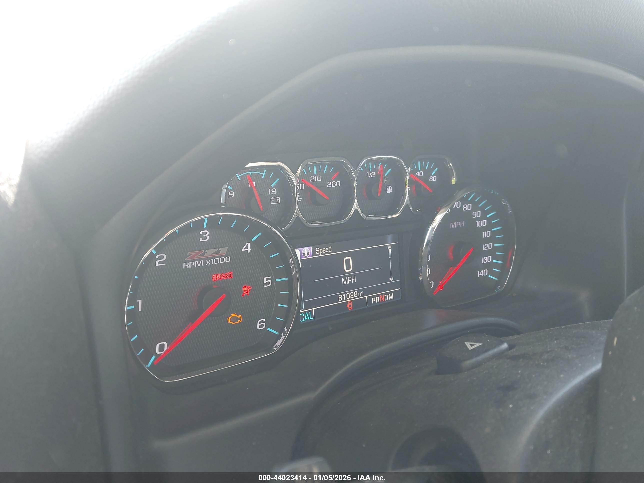 CHEVROLET SILVERADO image 7