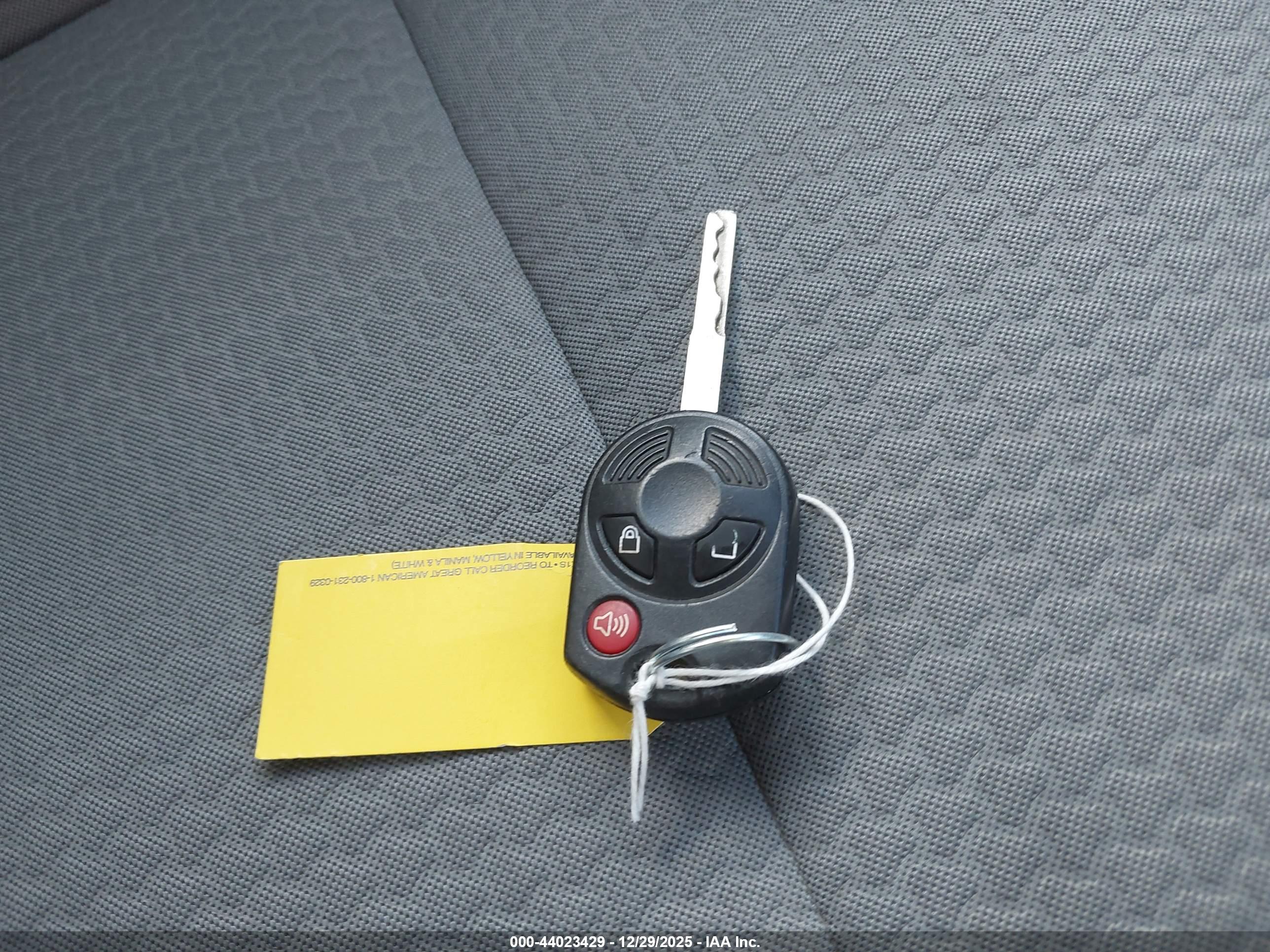 FORD ESCAPE image 11