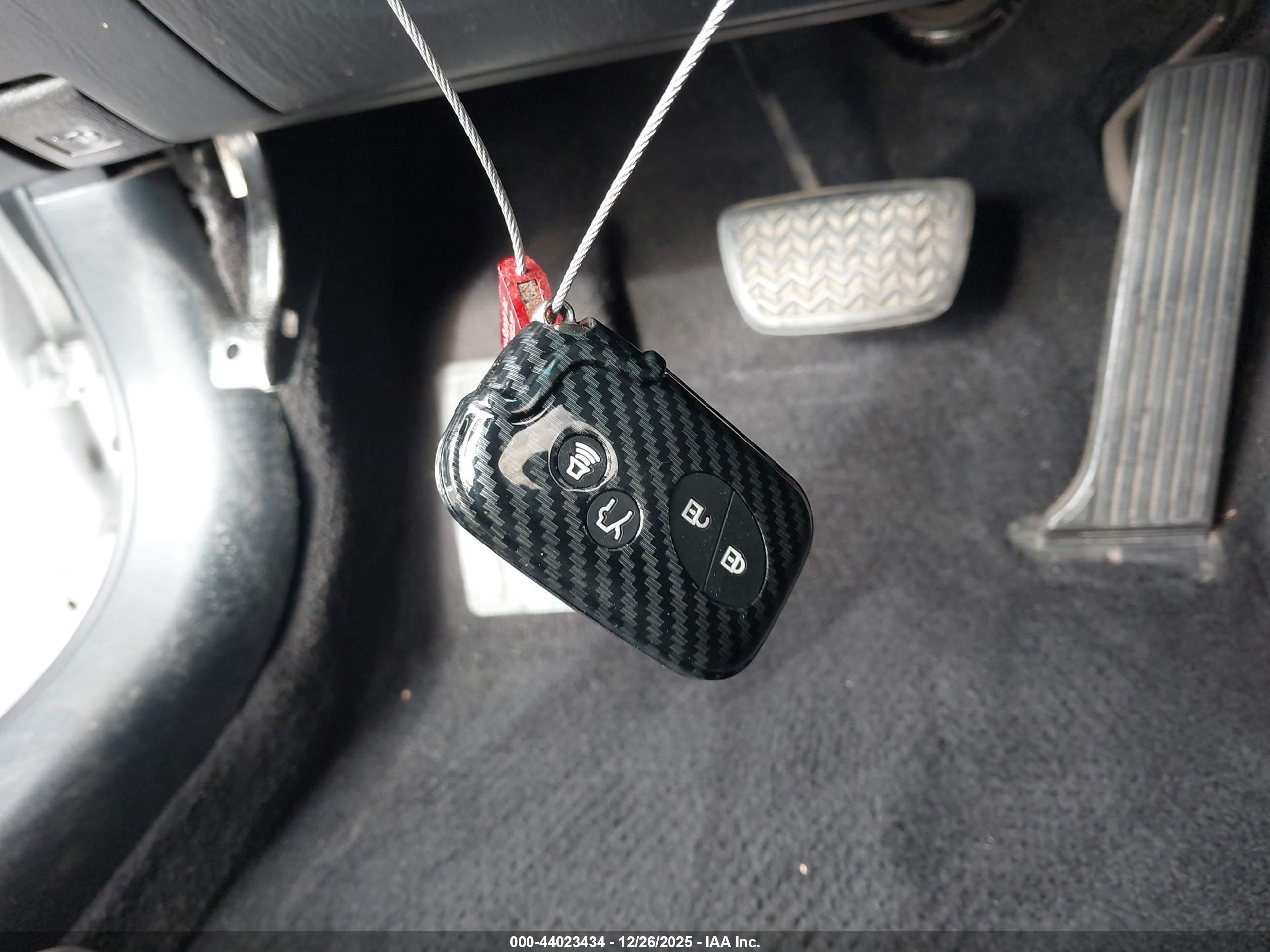 LEXUS GS image 11