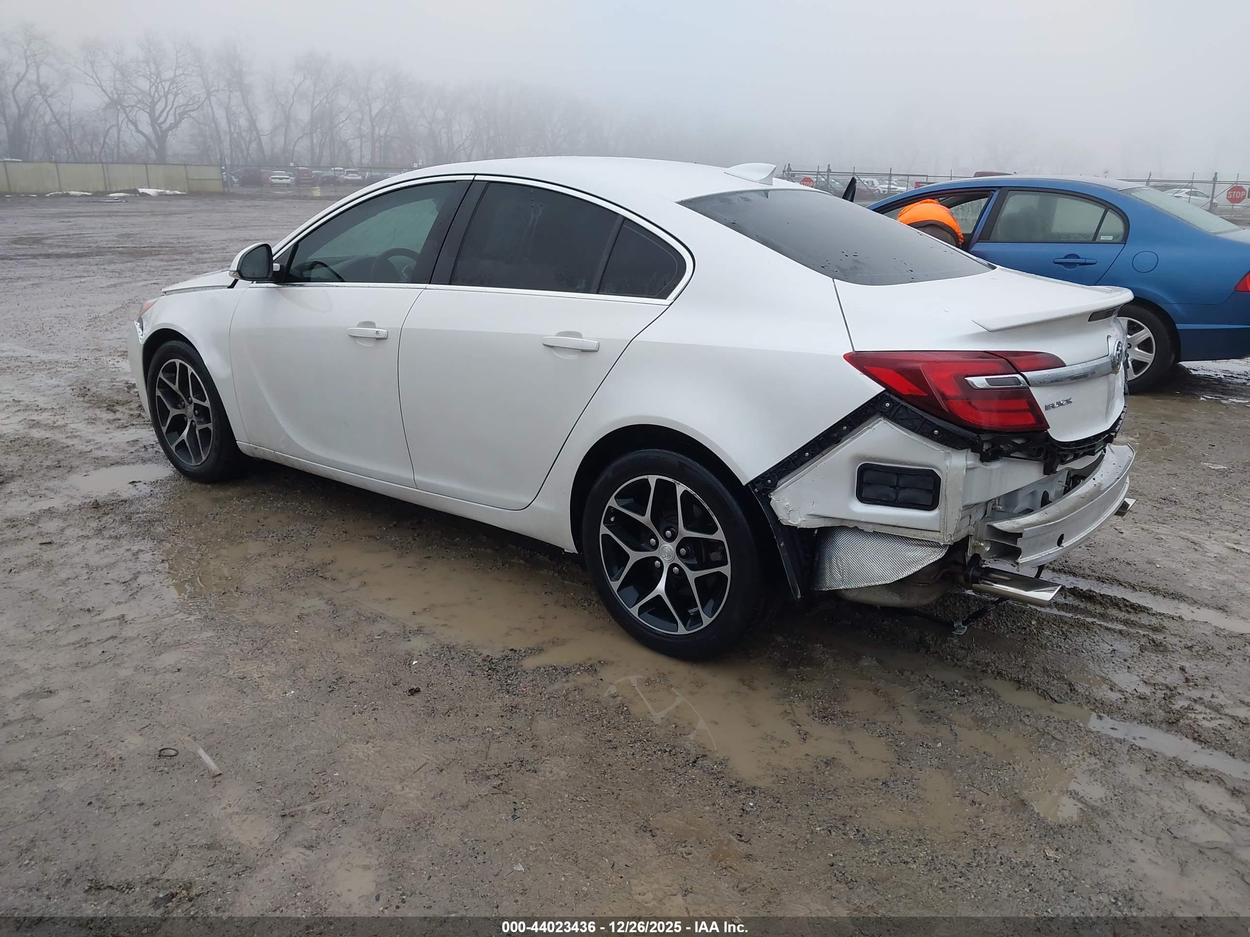 BUICK REGAL image 3