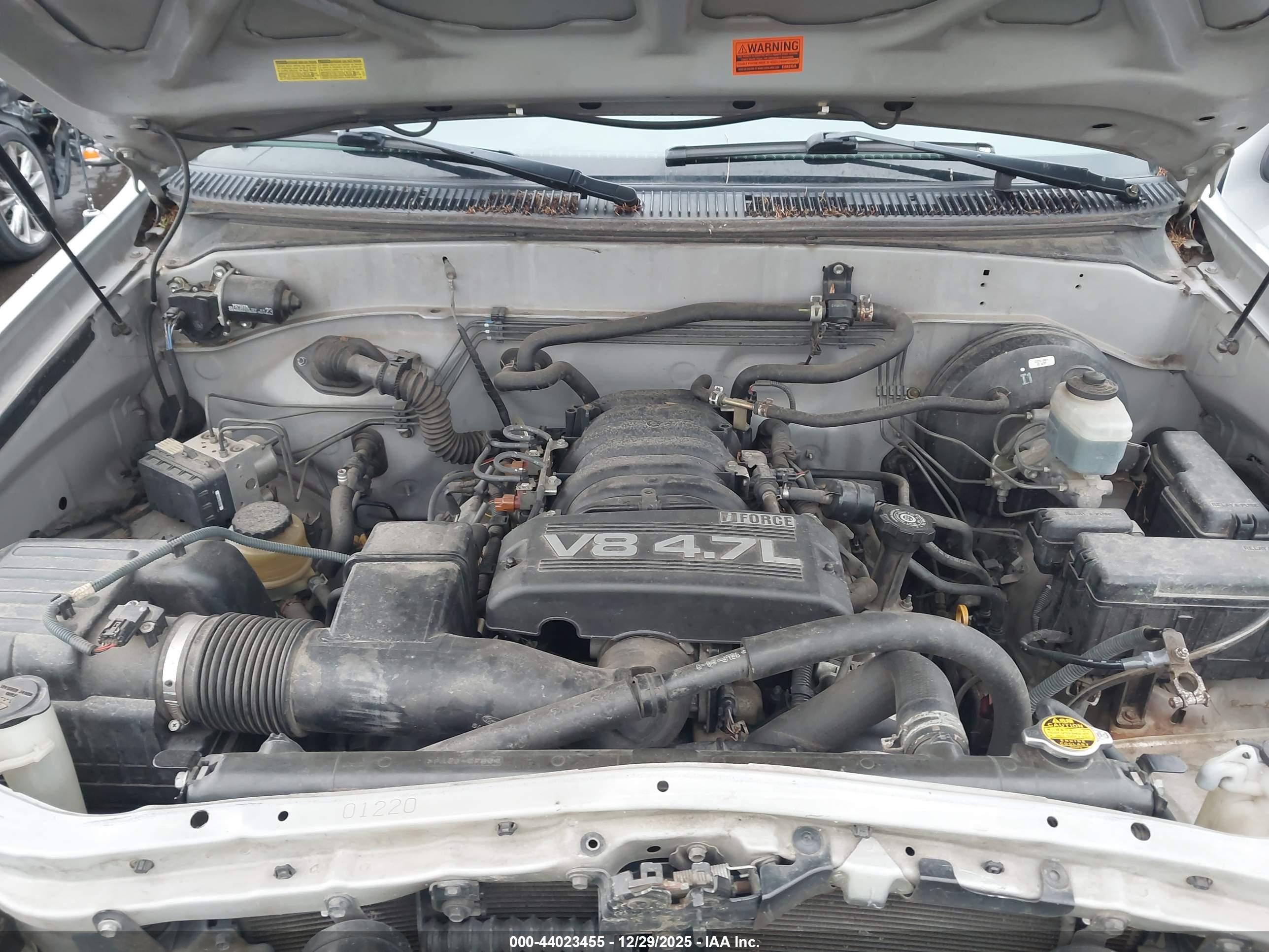 TOYOTA TUNDRA image 10