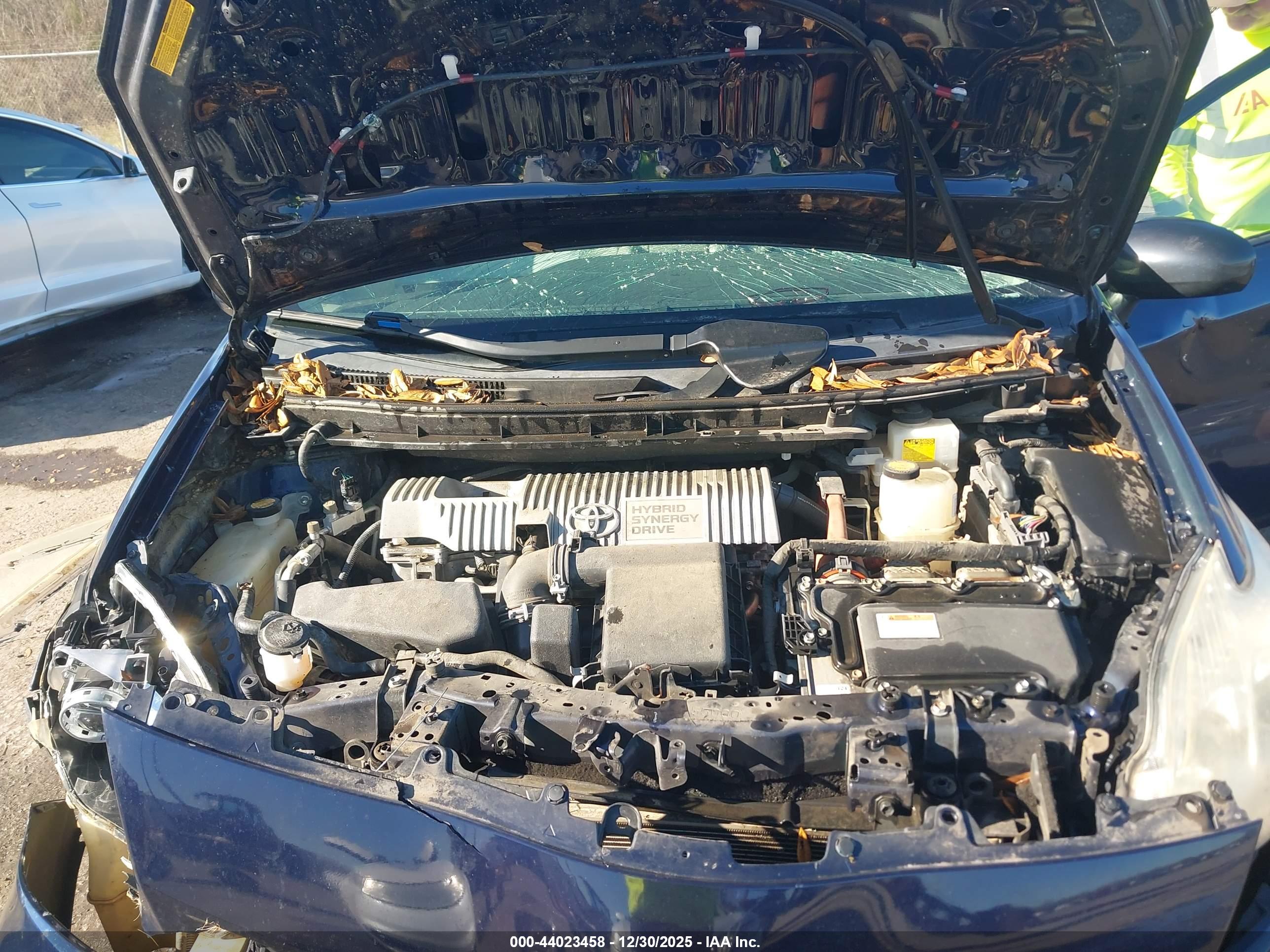 TOYOTA PRIUS image 10