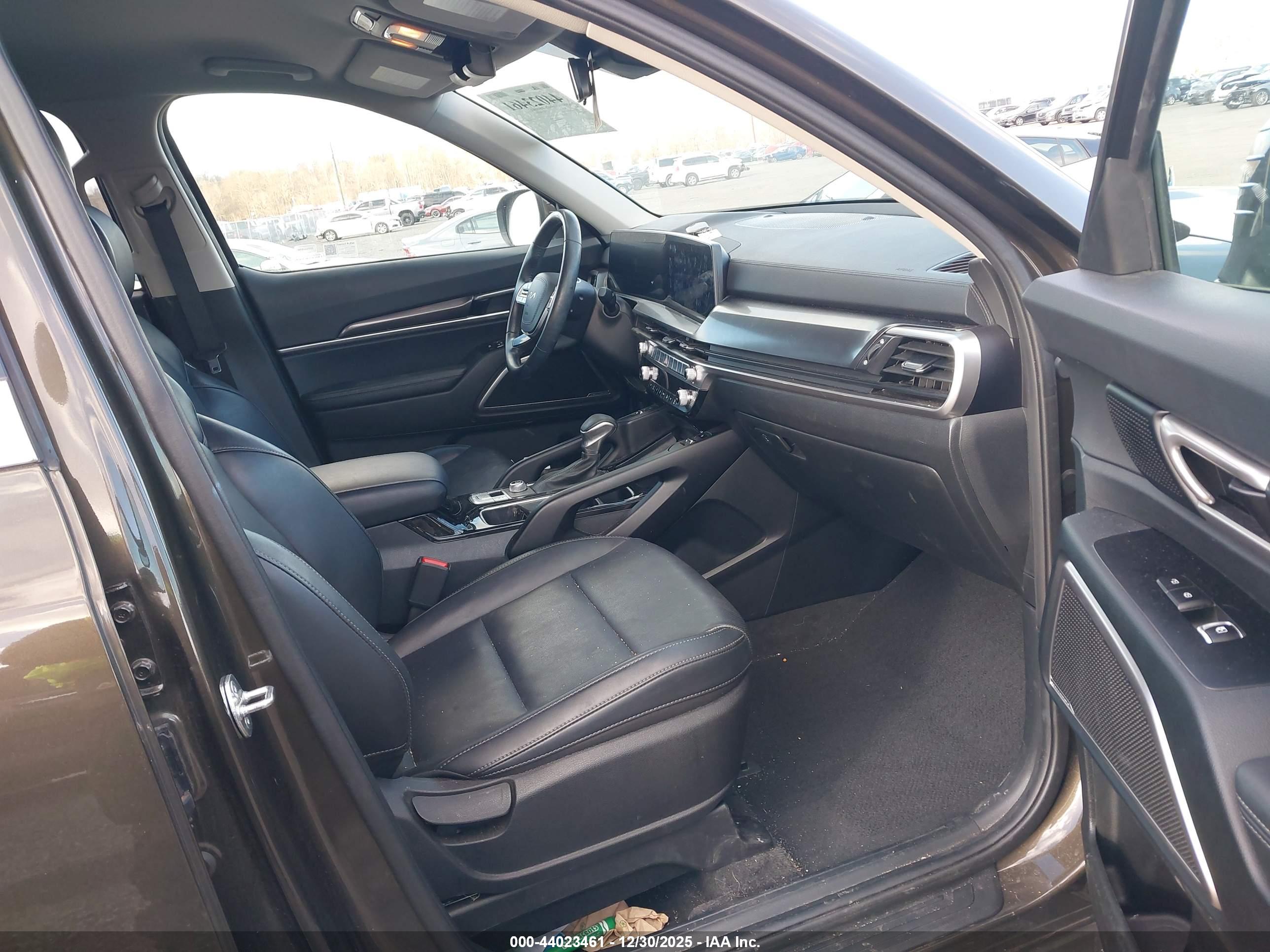 KIA TELLURIDE image 5