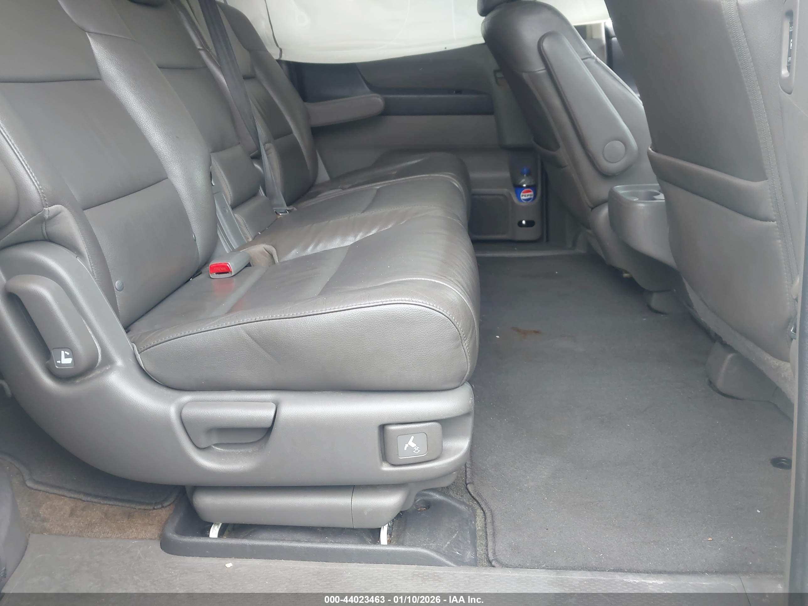 HONDA ODYSSEY image 8