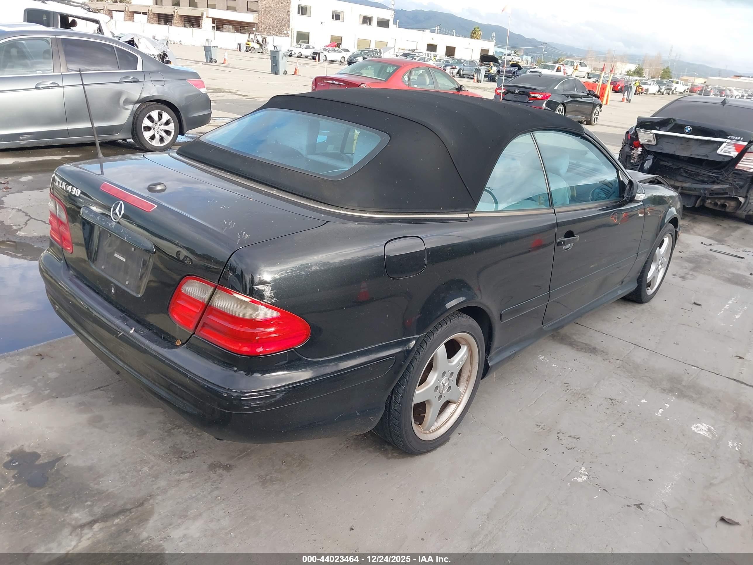 MERCEDES-BENZ CLK image 4