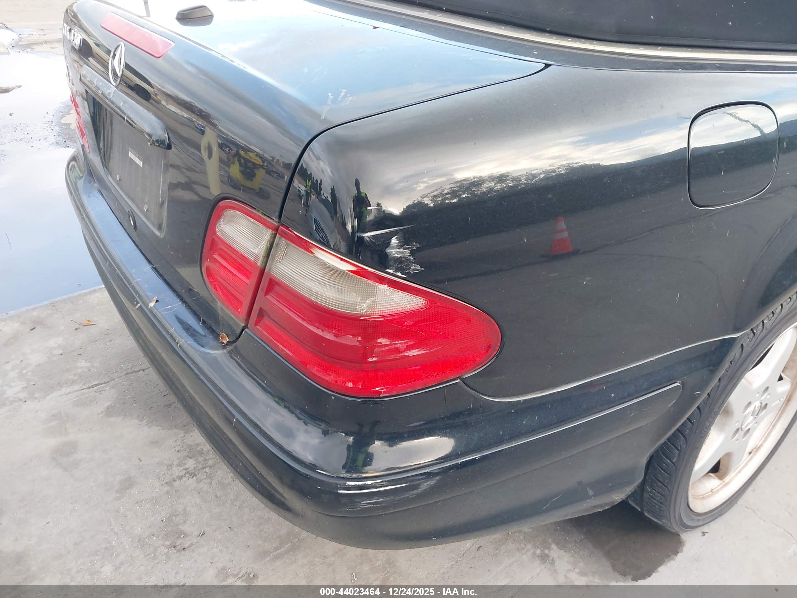 MERCEDES-BENZ CLK image 6