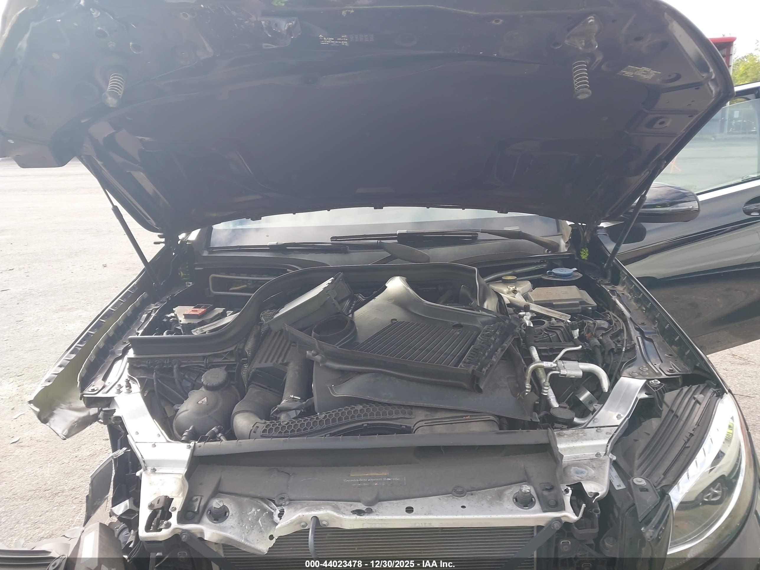 MERCEDES-BENZ GLC image 10