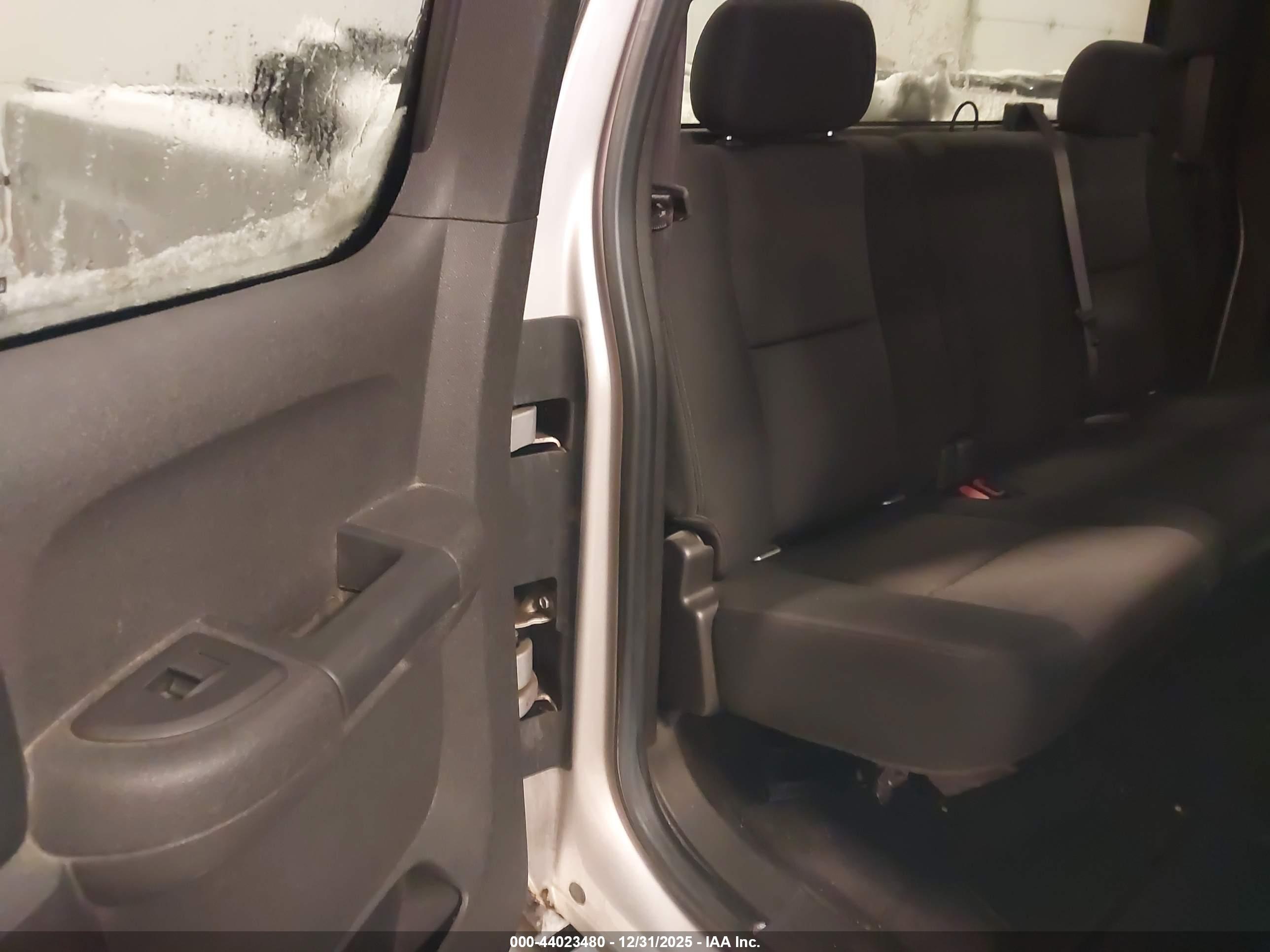 GMC SIERRA image 8