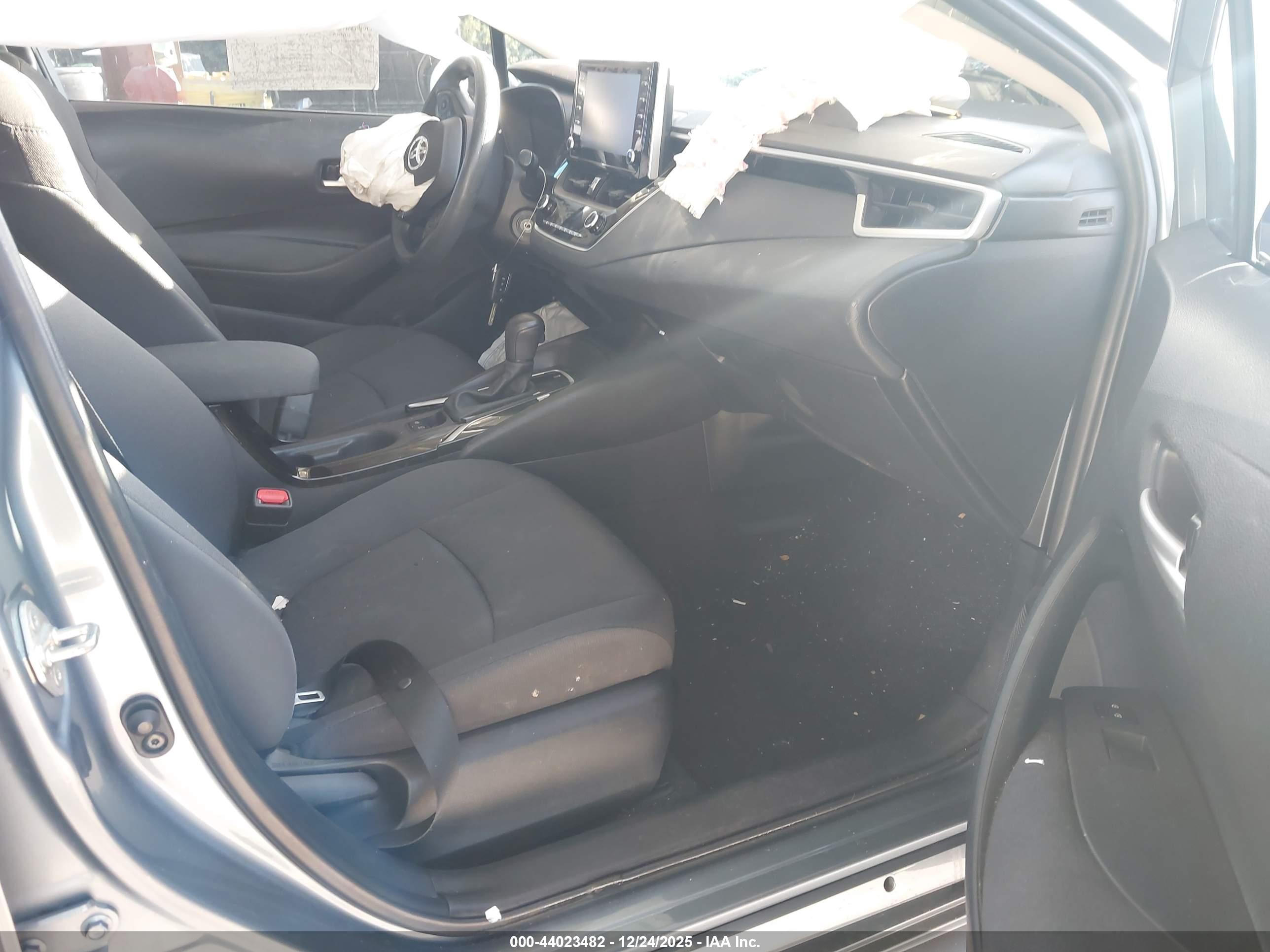 TOYOTA COROLLA image 5