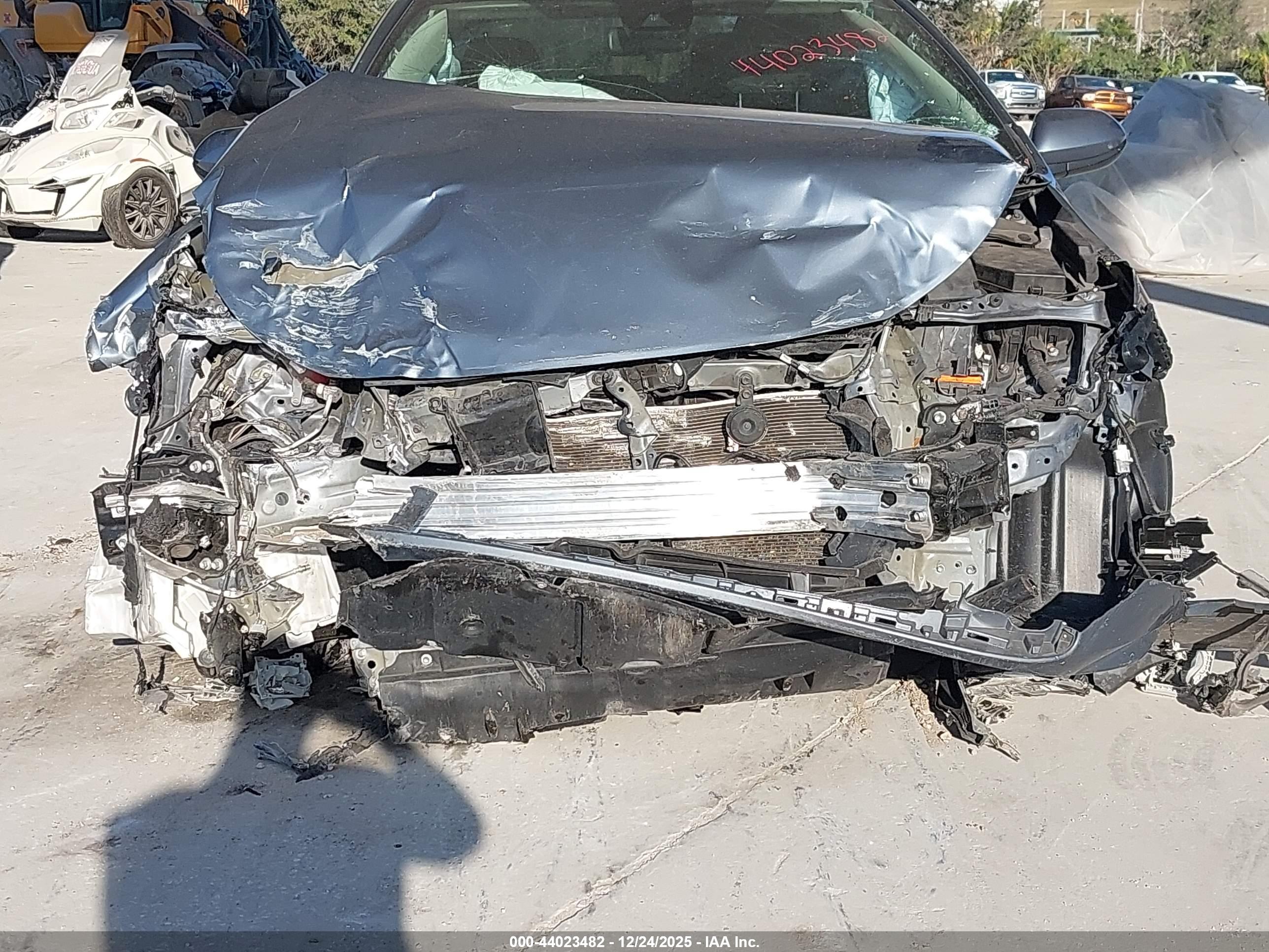 TOYOTA COROLLA image 6
