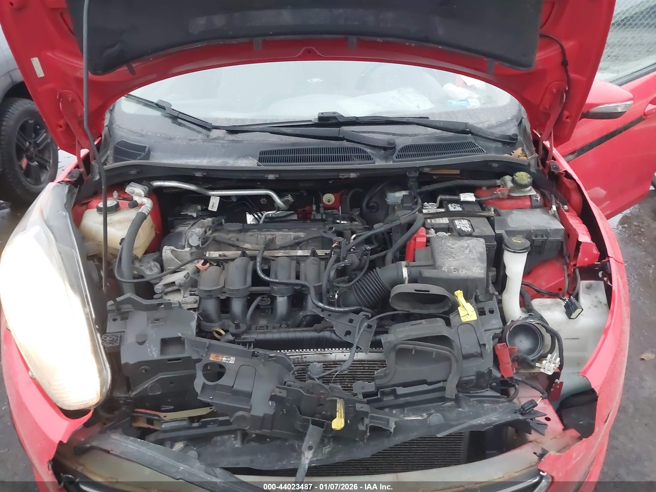 FORD FIESTA image 10