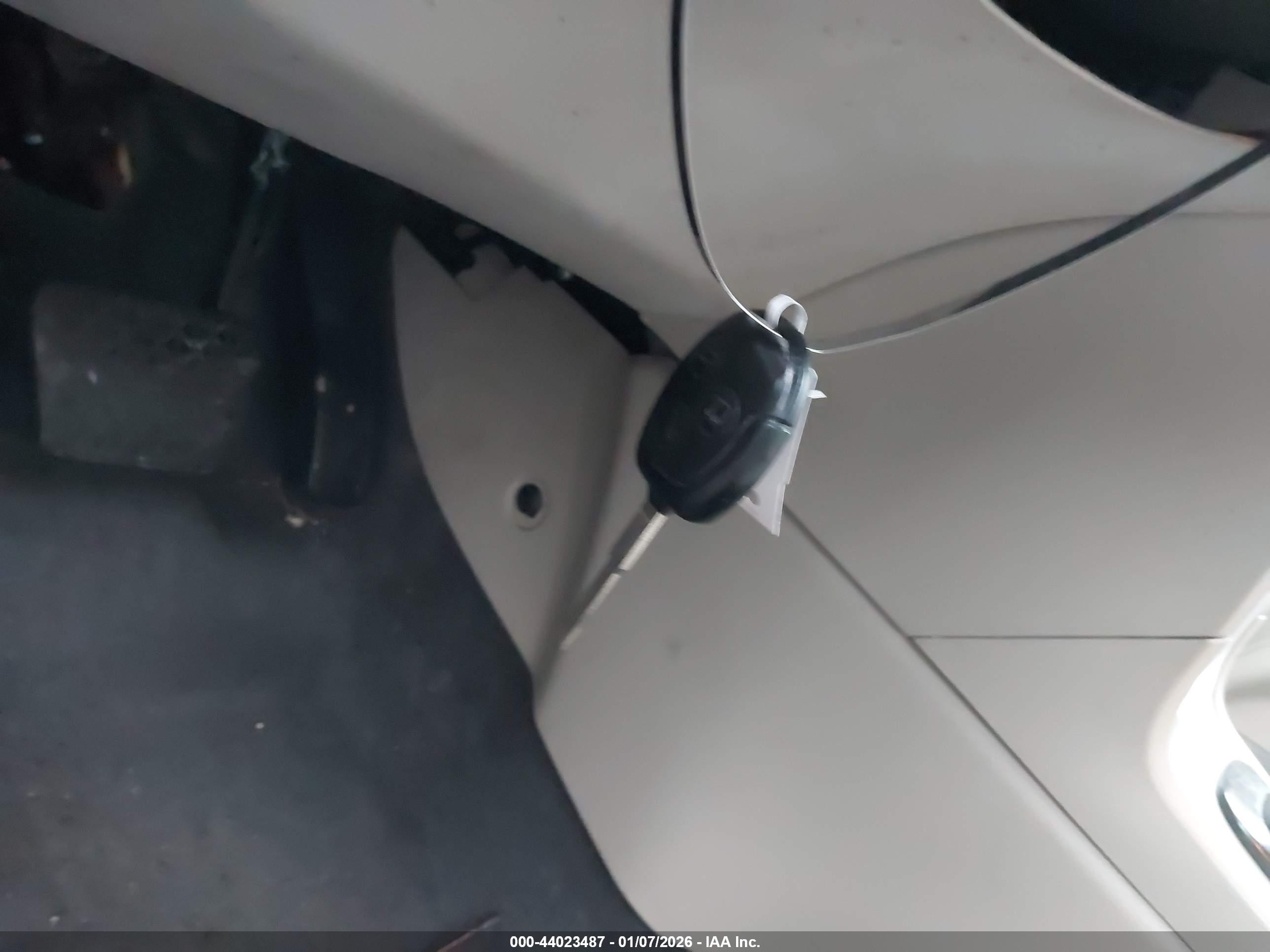 FORD FIESTA image 11