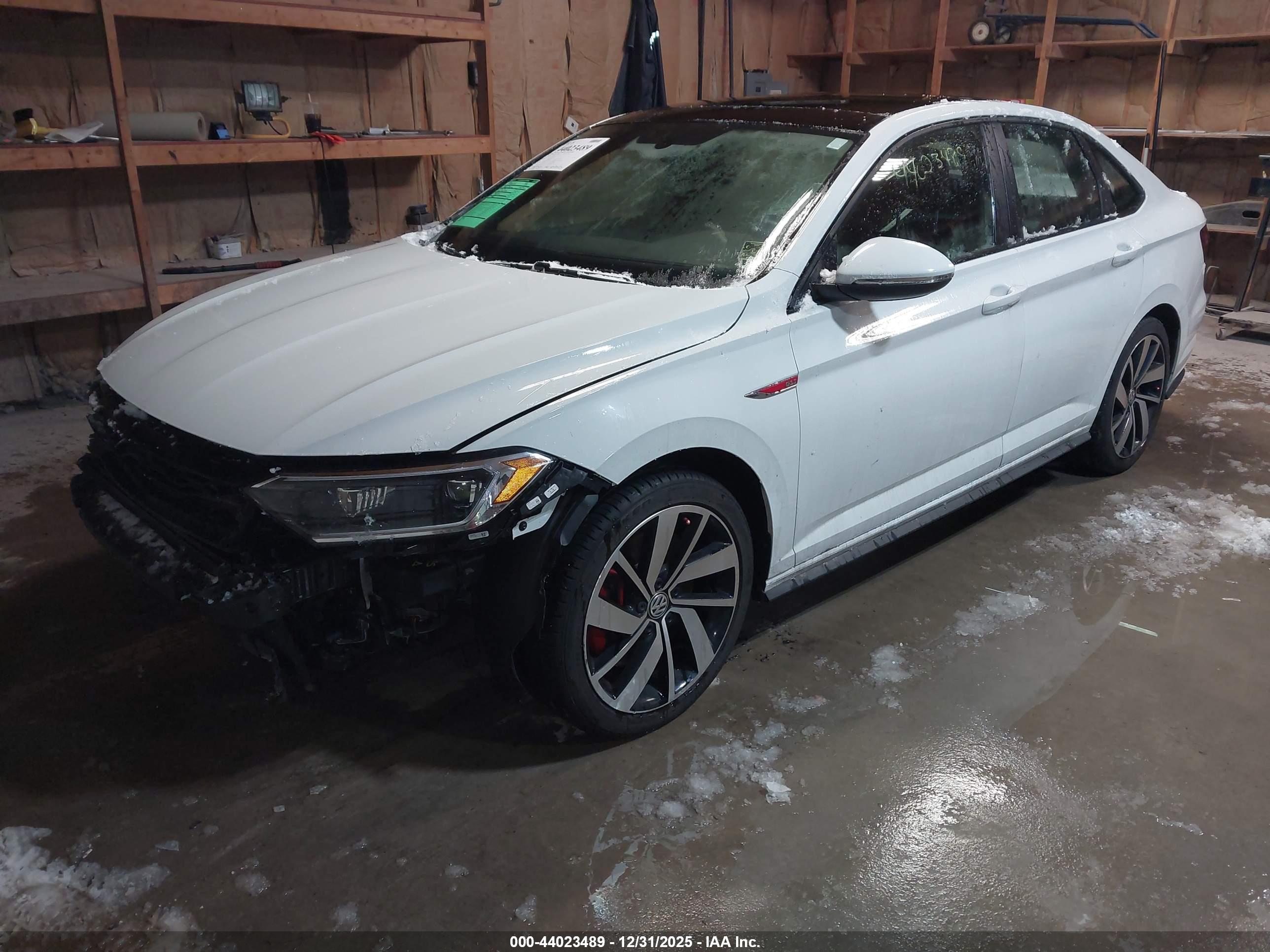VOLKSWAGEN JETTA image 2