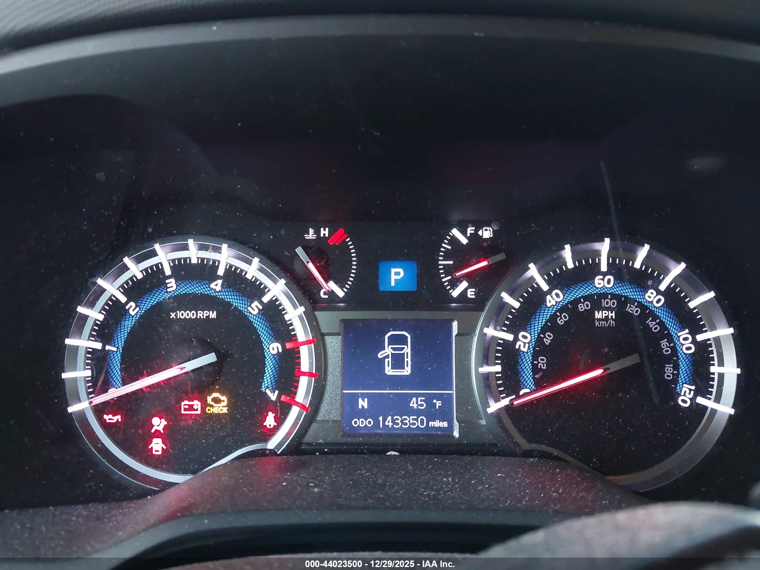 TOYOTA 4RUNNER image 7