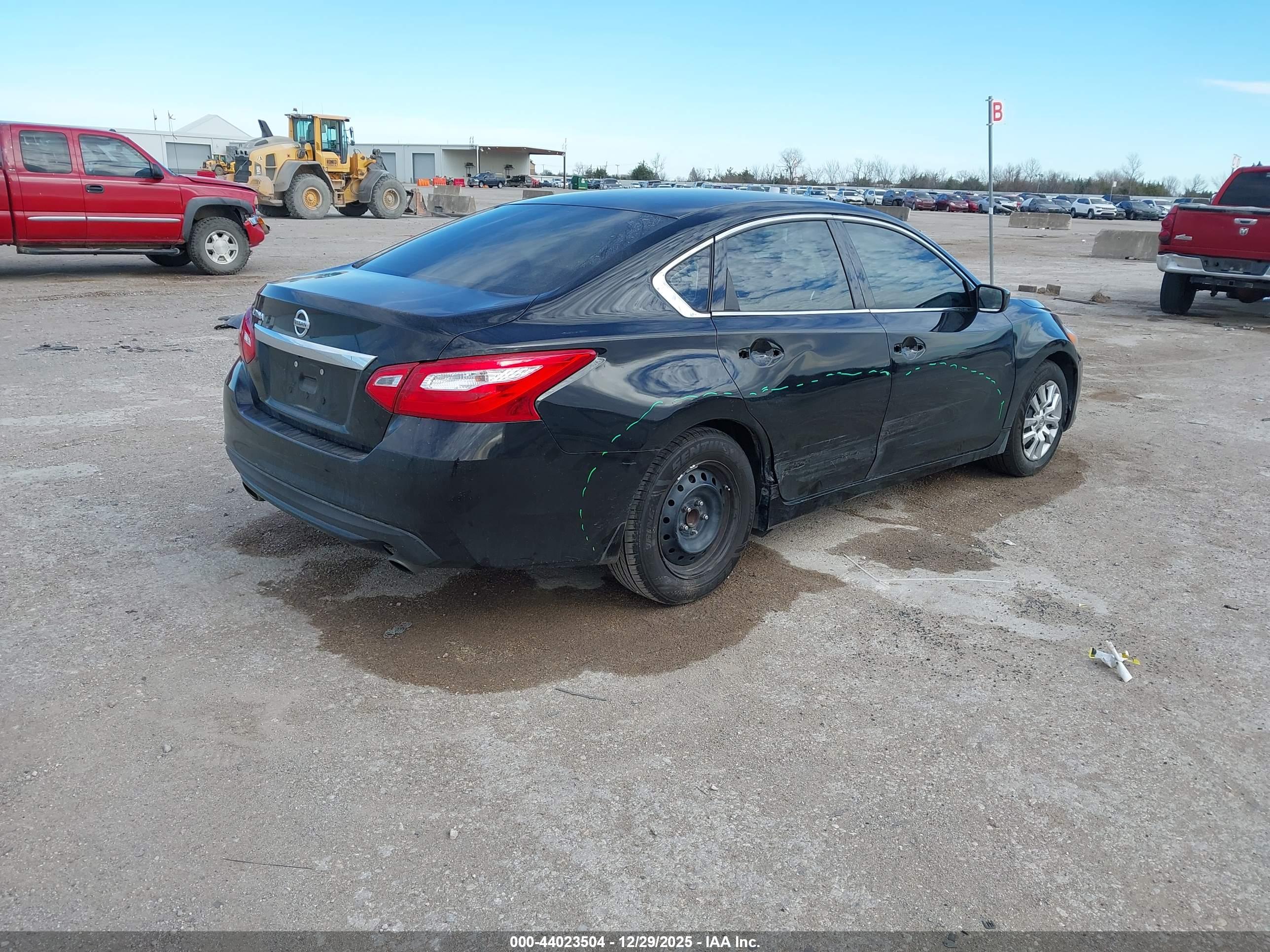 NISSAN ALTIMA image 4