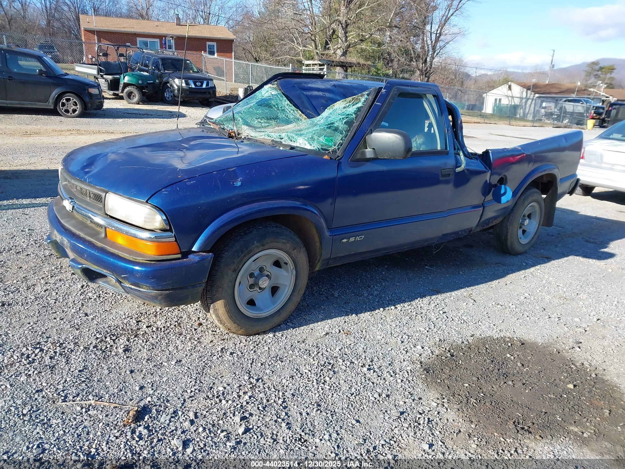 CHEVROLET S-10 image 2