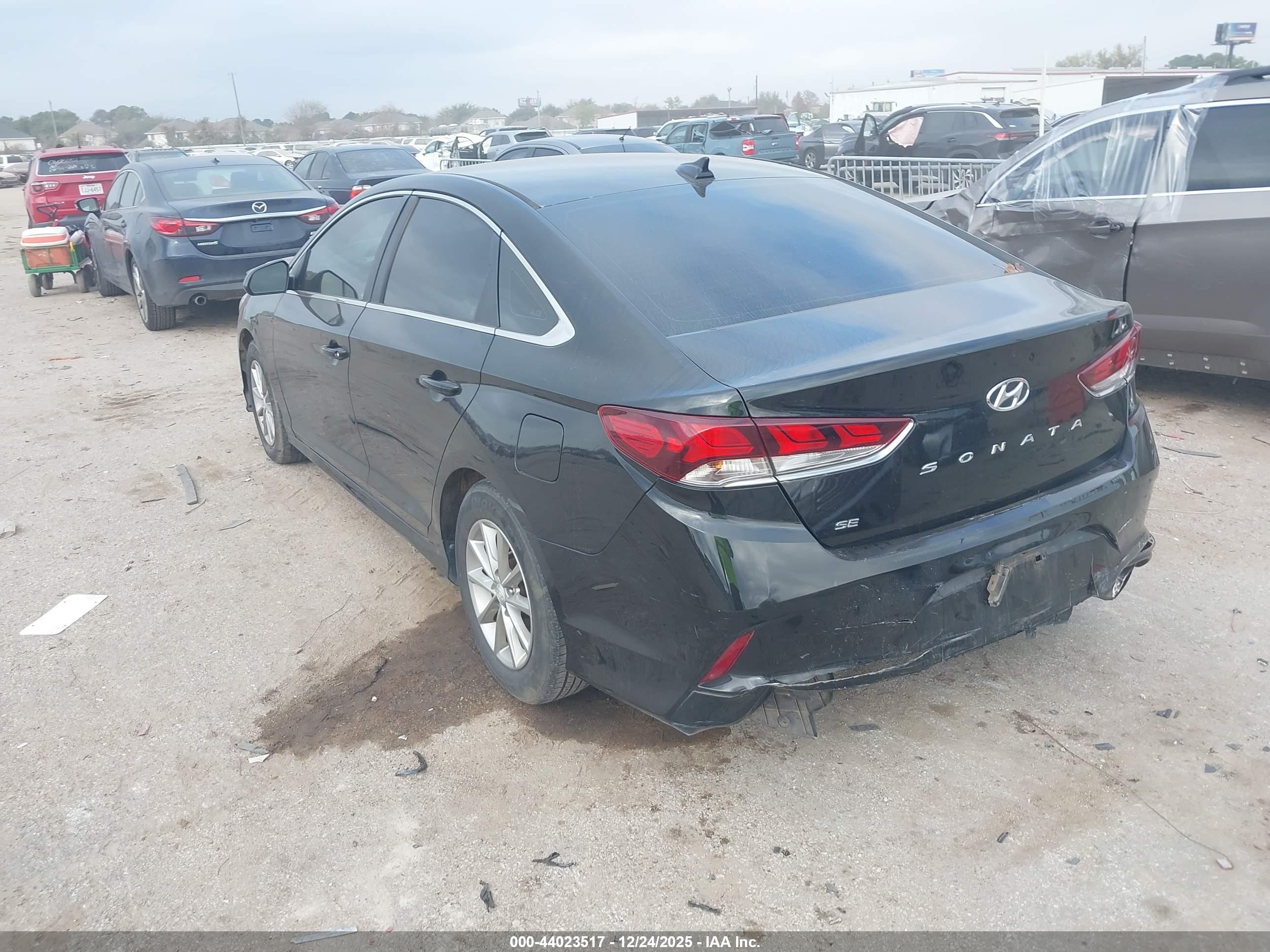 HYUNDAI SONATA image 3