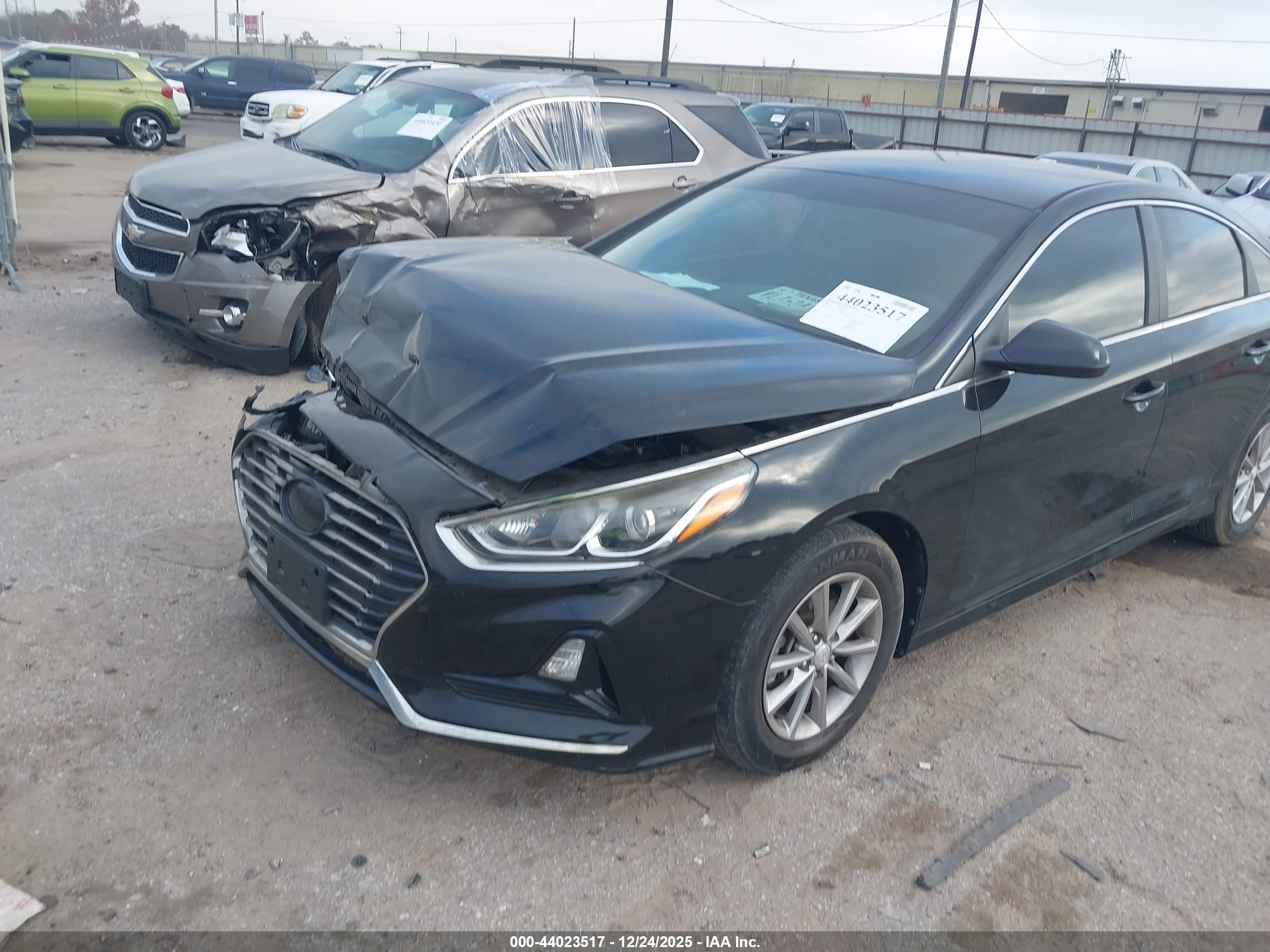 HYUNDAI SONATA image 6