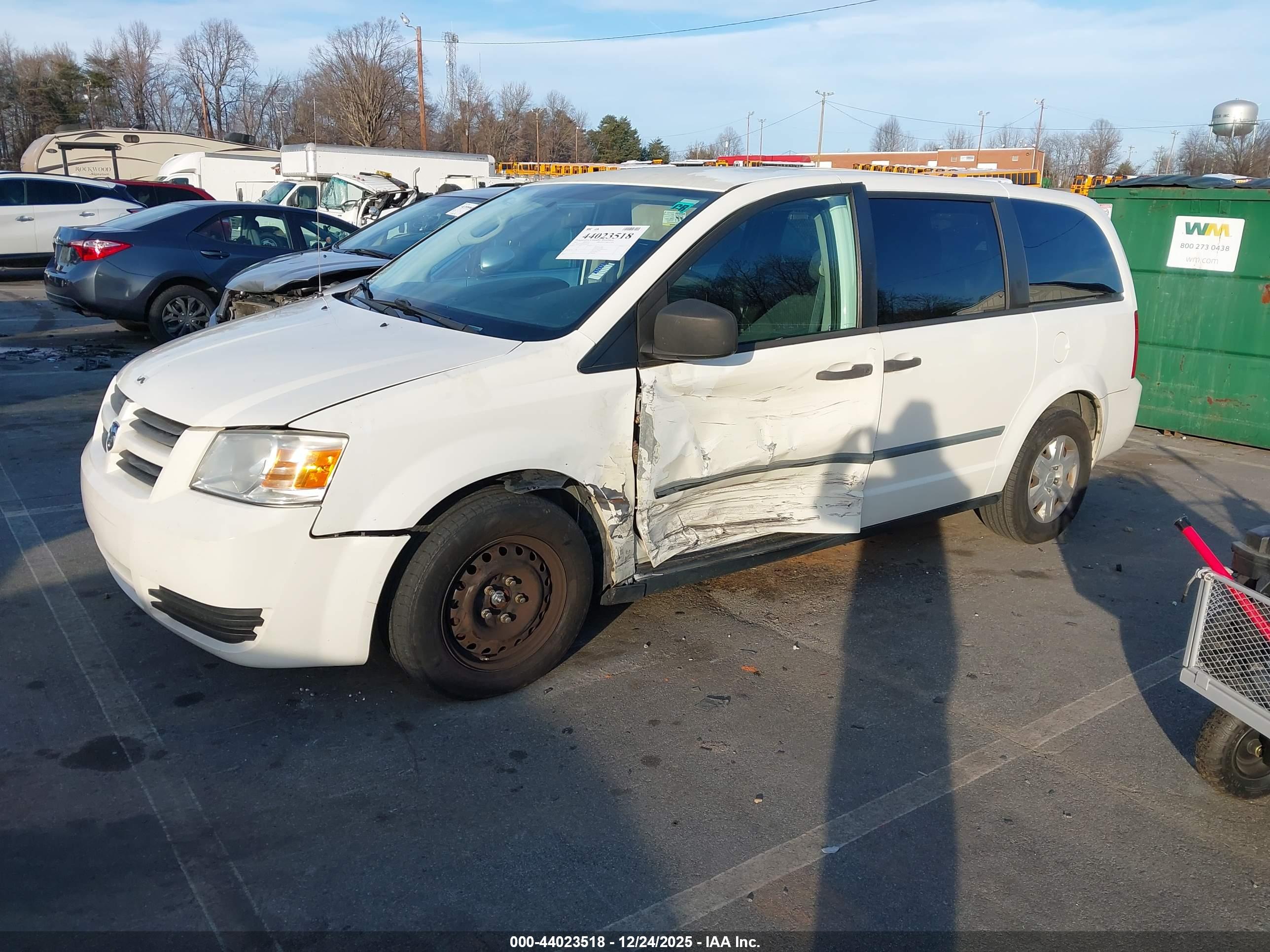DODGE GRAND image 2