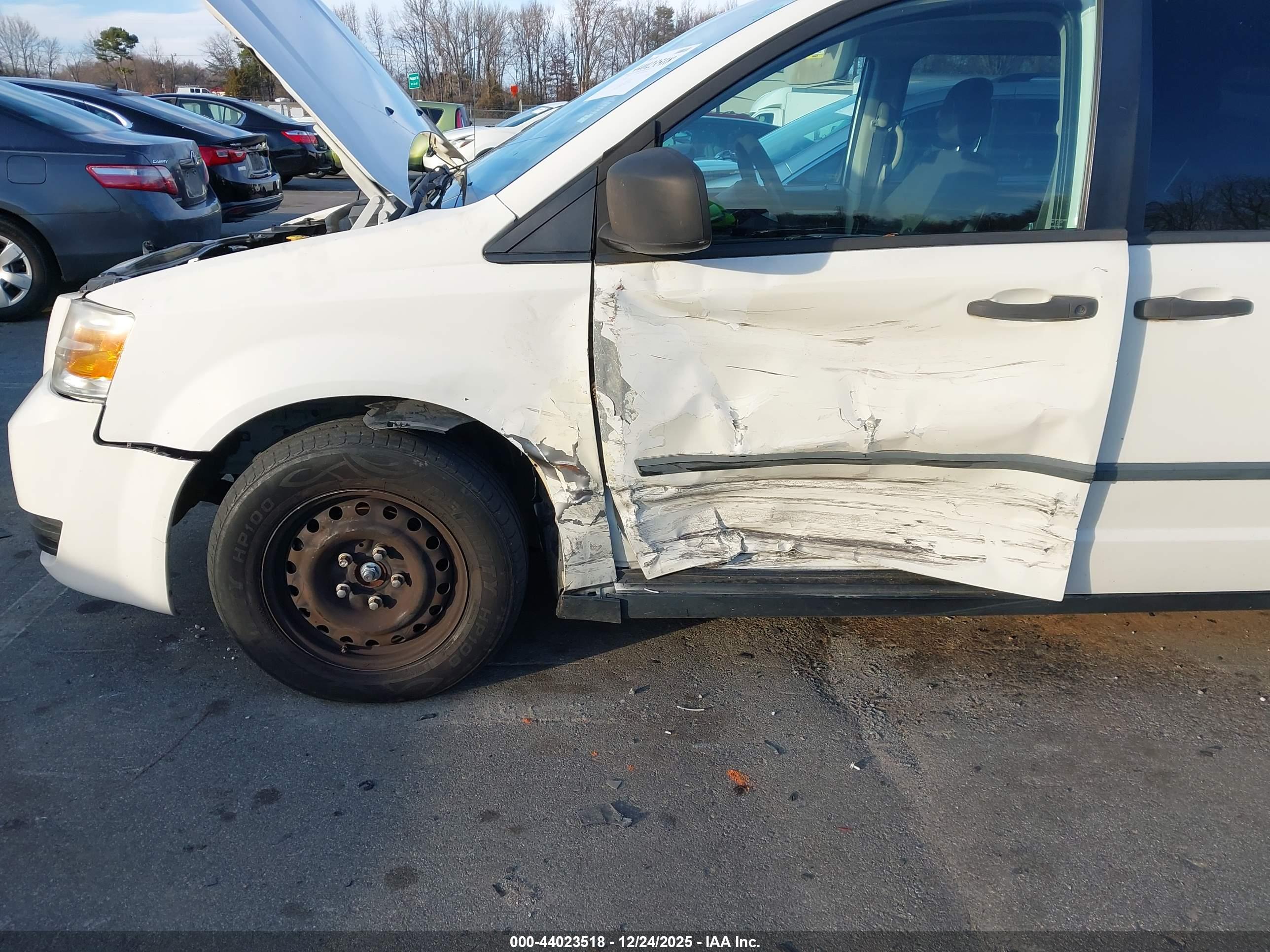 DODGE GRAND image 6