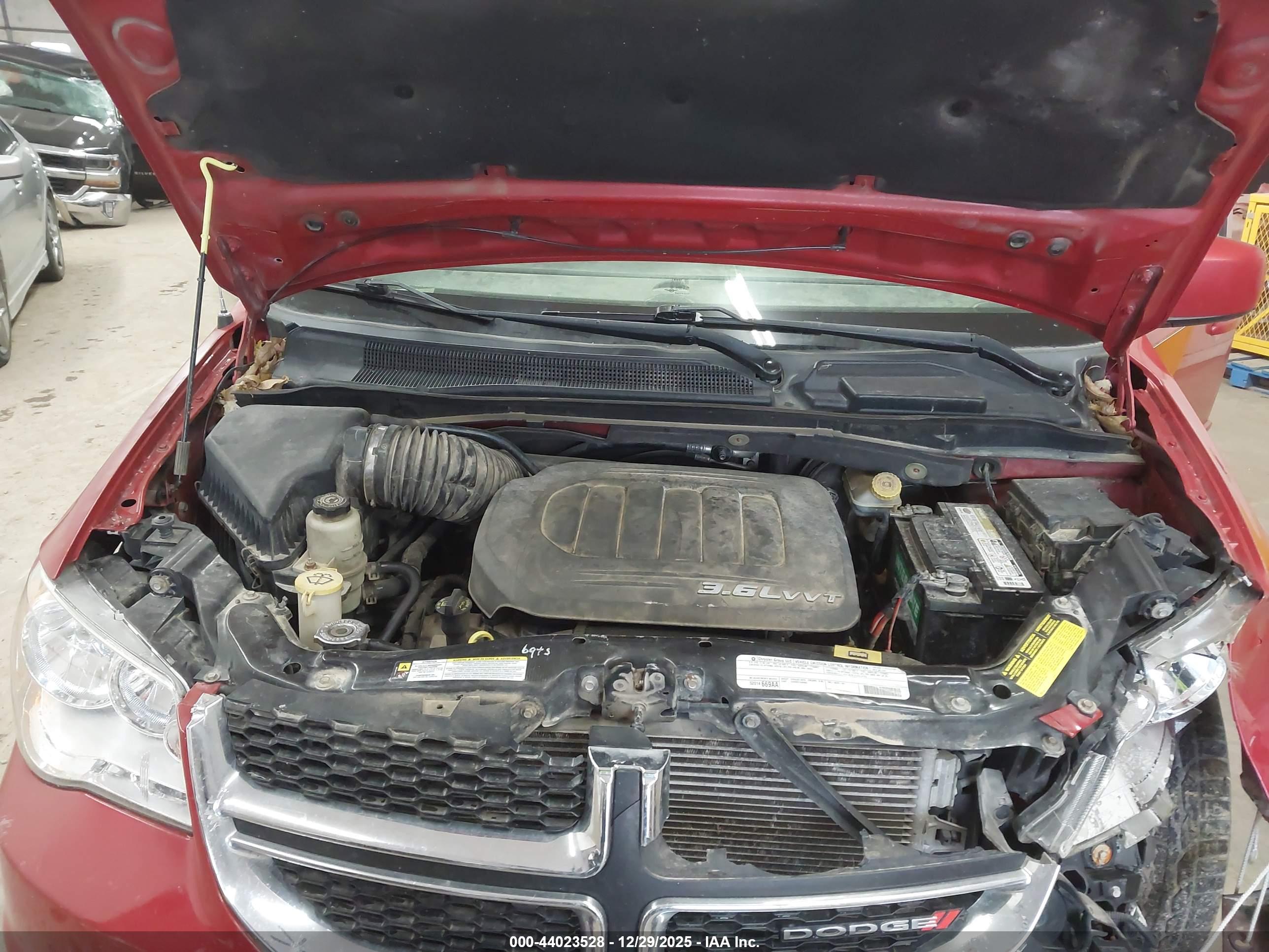 DODGE GRAND image 10