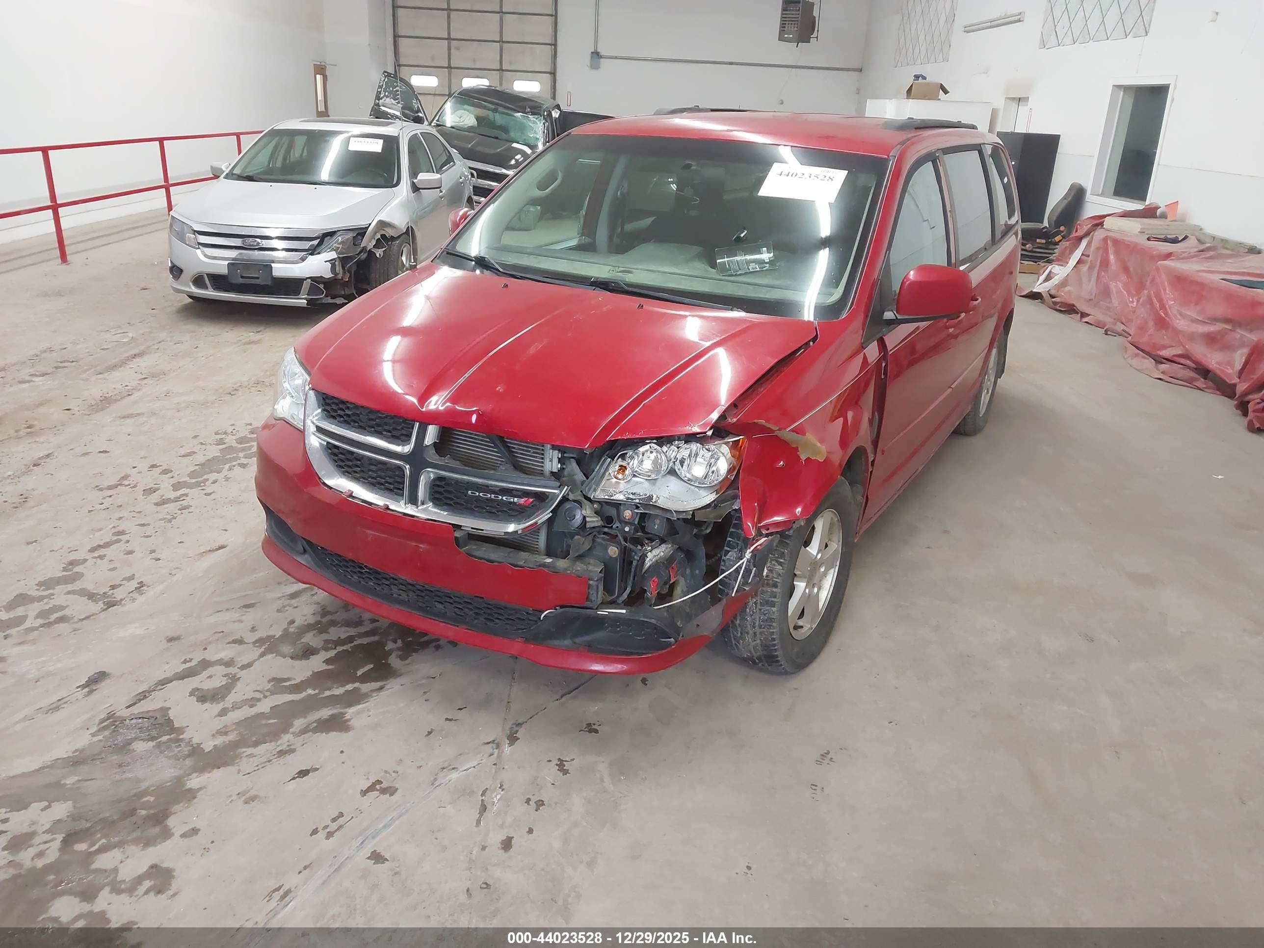 DODGE GRAND image 2
