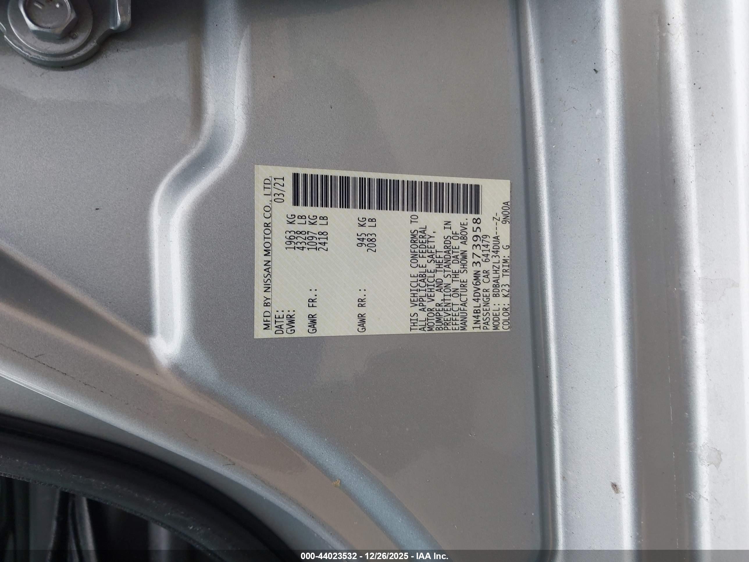 NISSAN ALTIMA image 9