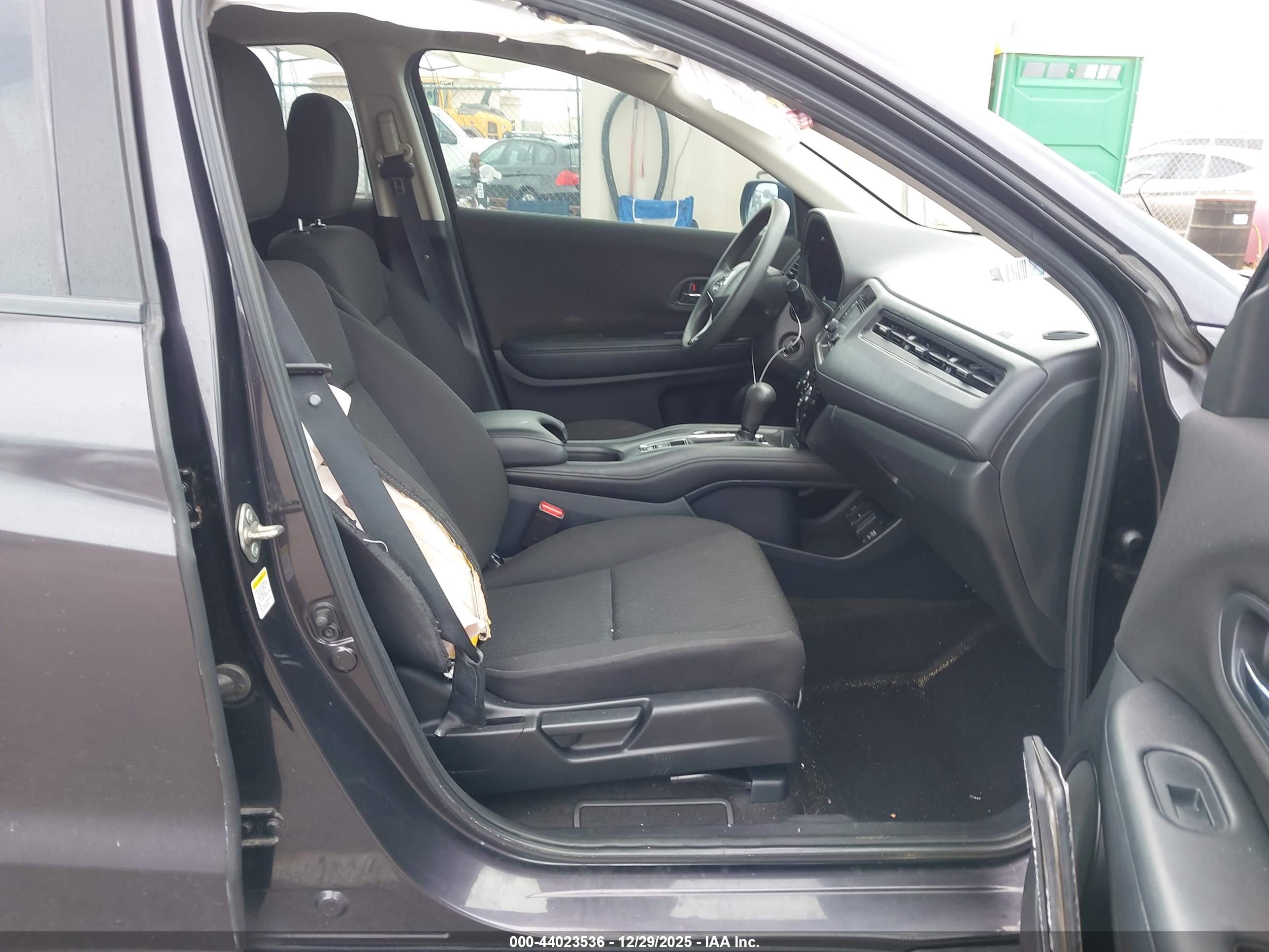 HONDA HR-V image 5
