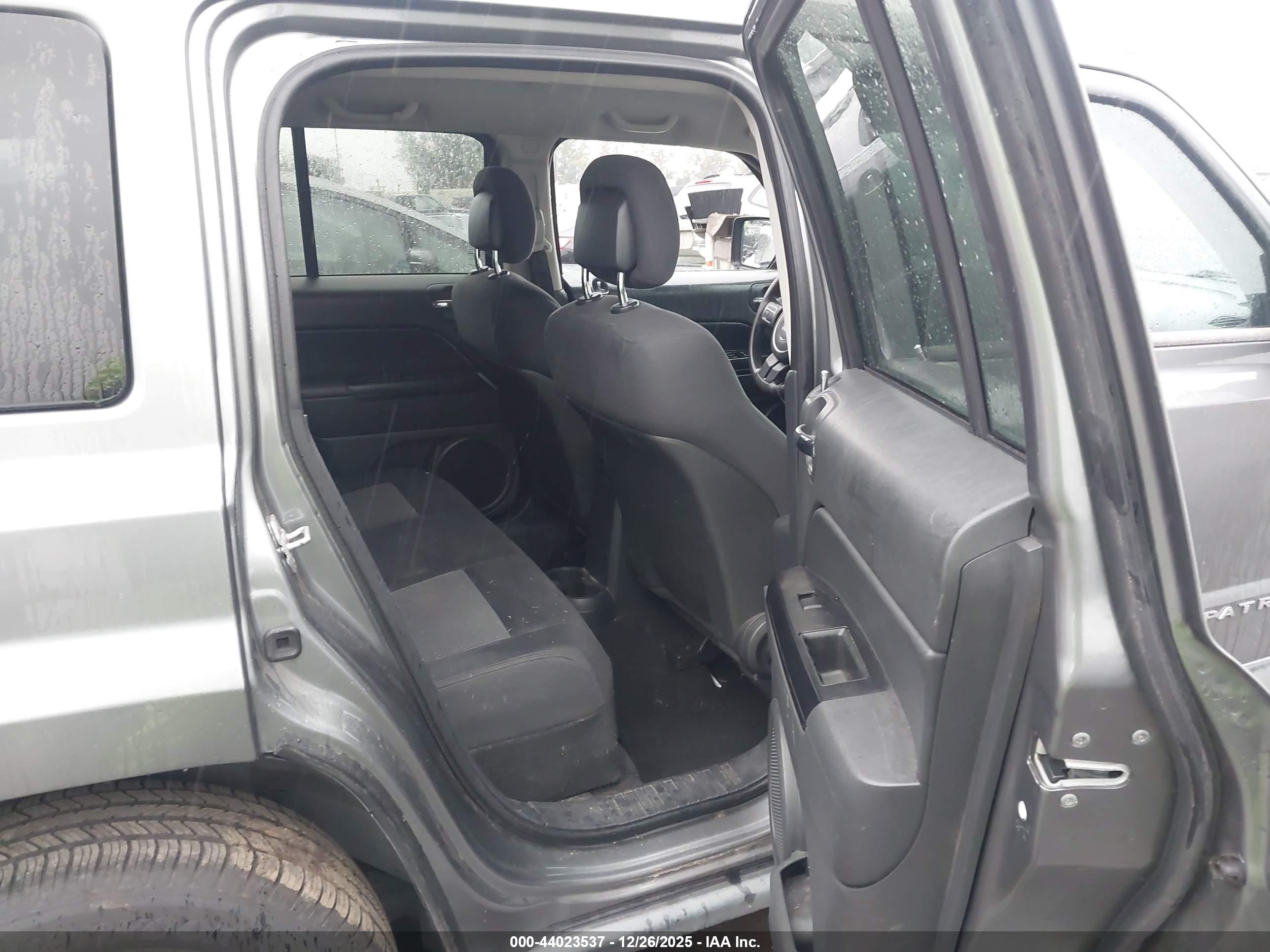 JEEP PATRIOT image 8