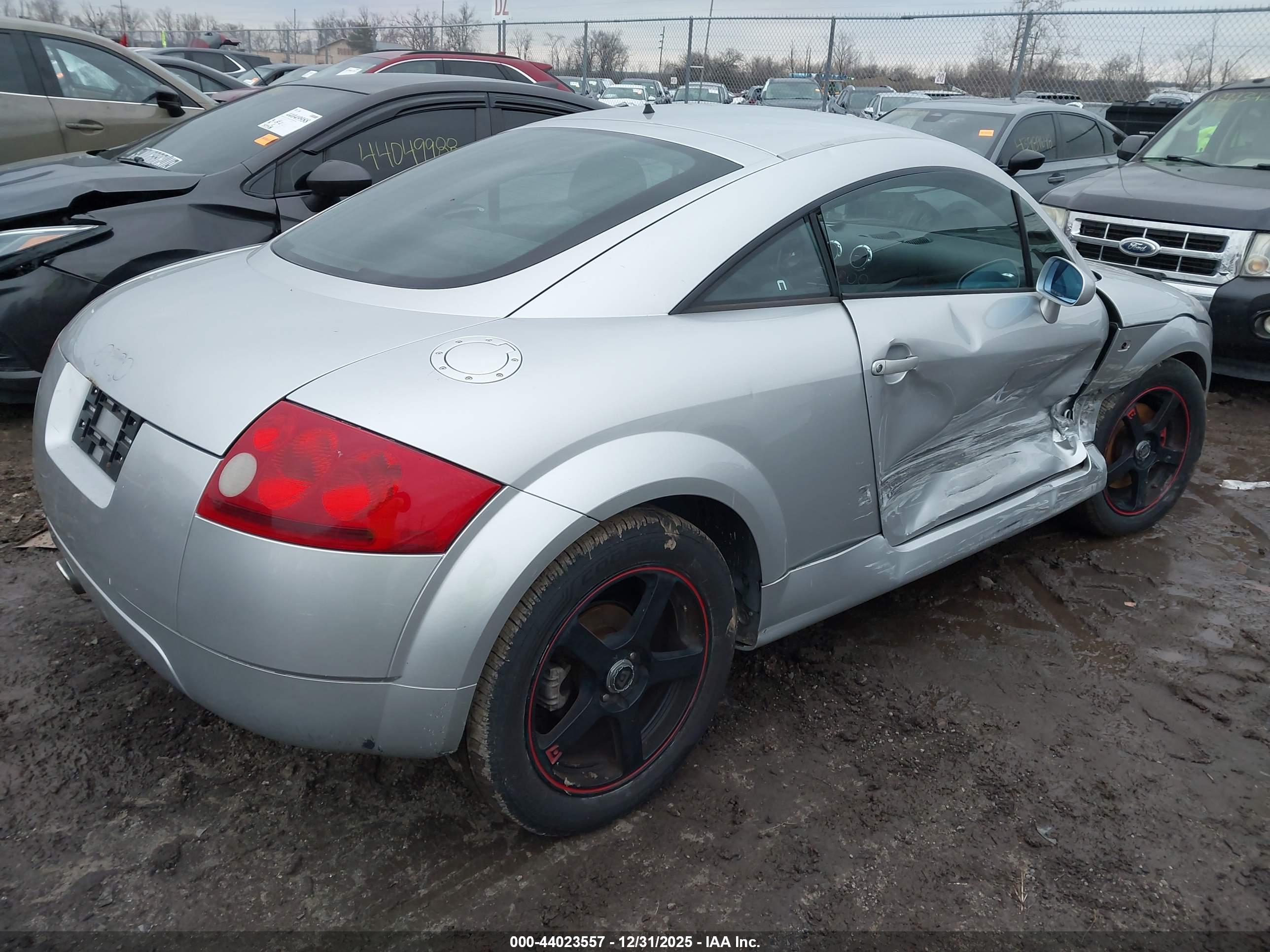 AUDI TT image 4