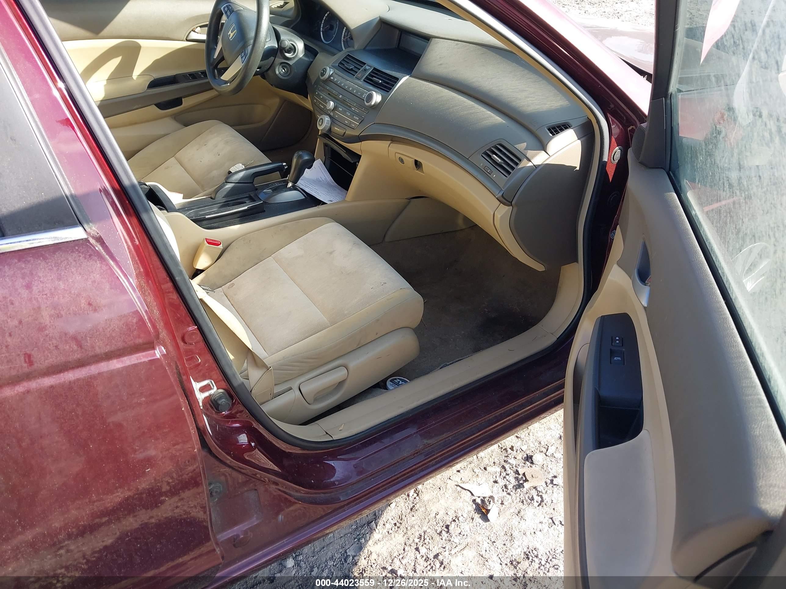 HONDA ACCORD image 5