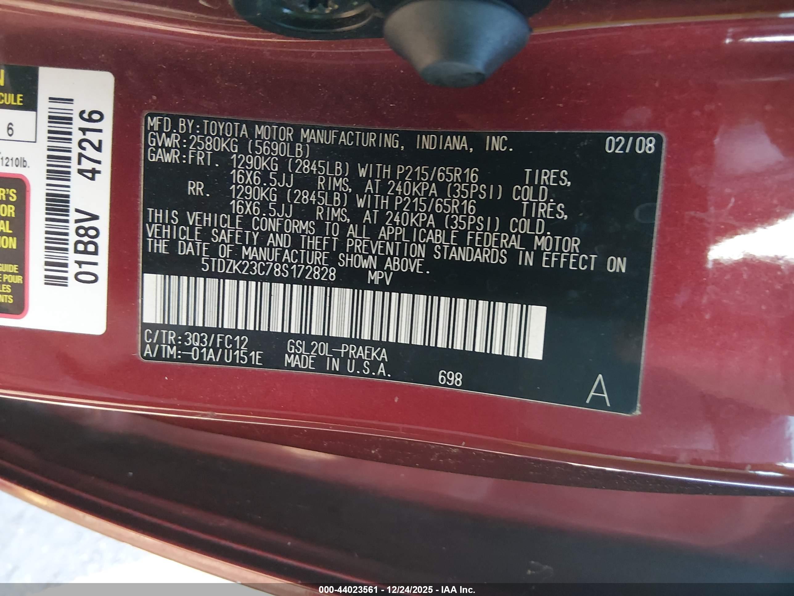 TOYOTA SIENNA image 9