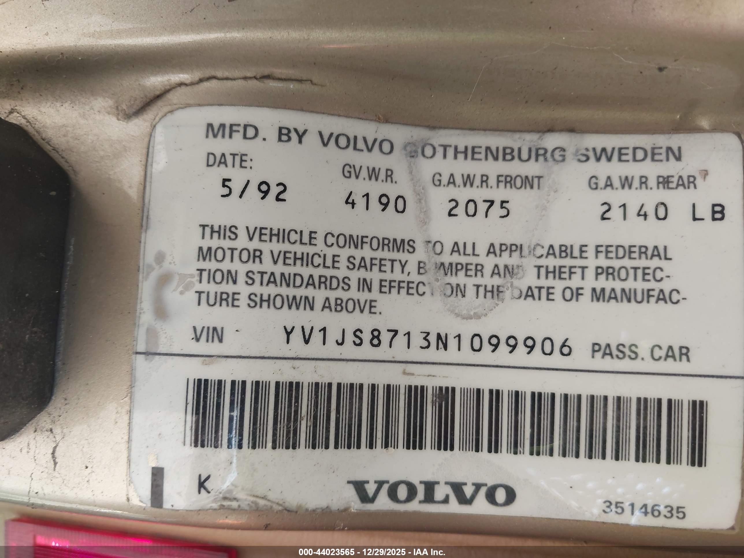 VOLVO 940 image 9