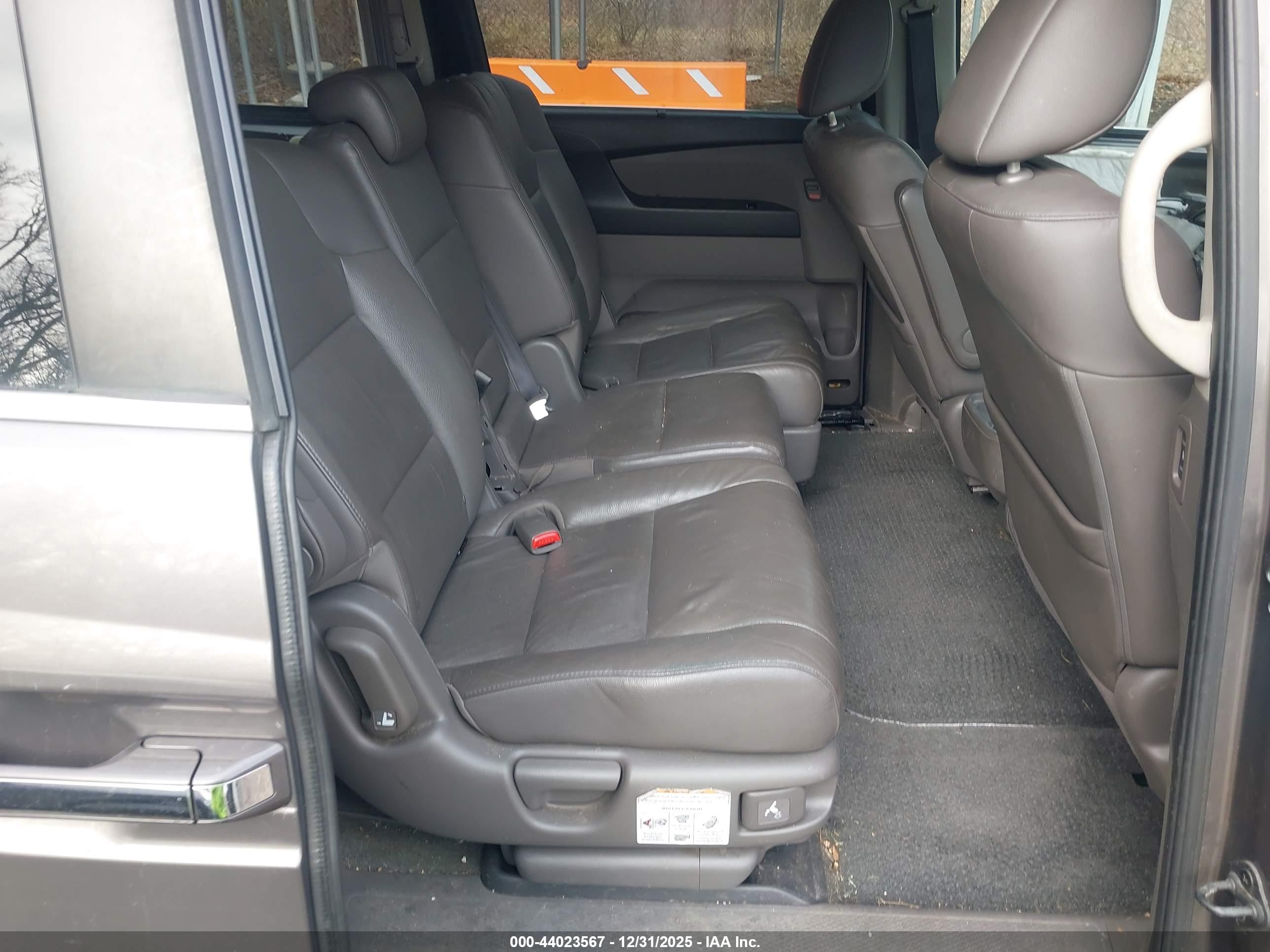 HONDA ODYSSEY image 8